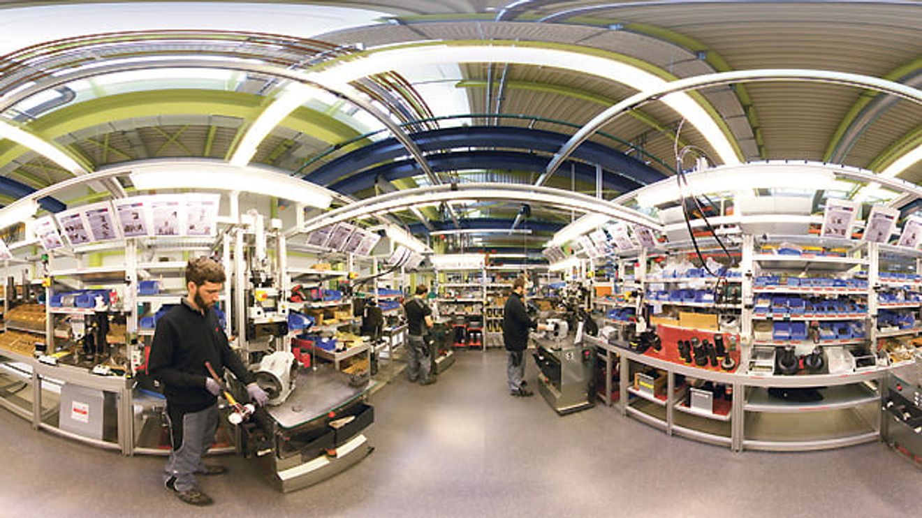 Industry 4.0 in geared motor production at SEW-Eurodrive Industry 4.0 in geared motor production at SEW-Eurodrive