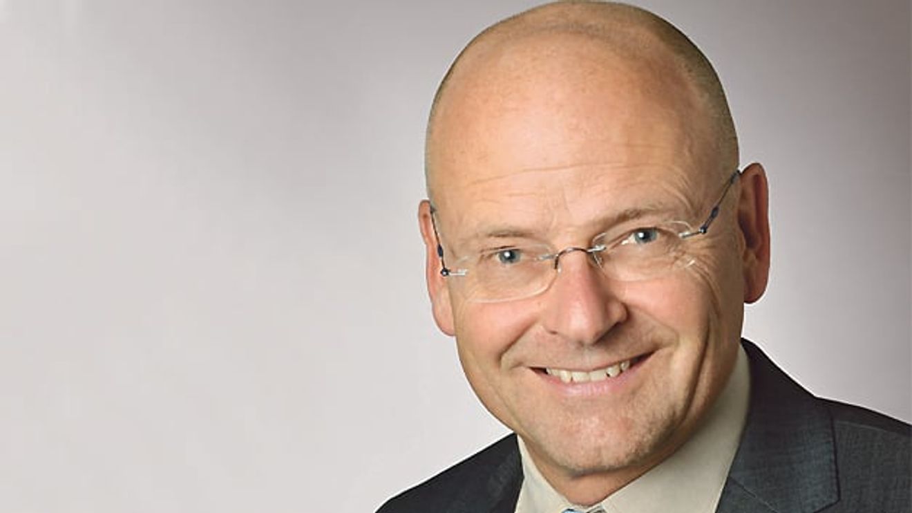 Meinrad Happacher, Chefredakteur der Fachzeitschrift Computer&AUTOMATION Meinrad Happacher, Chefredakteur der Fachzeitschrift Computer&AUTOMATION