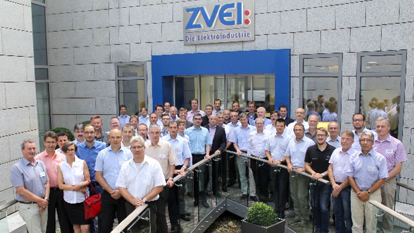 DC-INDUSTRIE research group visits the ZVEI DC-INDUSTRIE research group visits the ZVEI