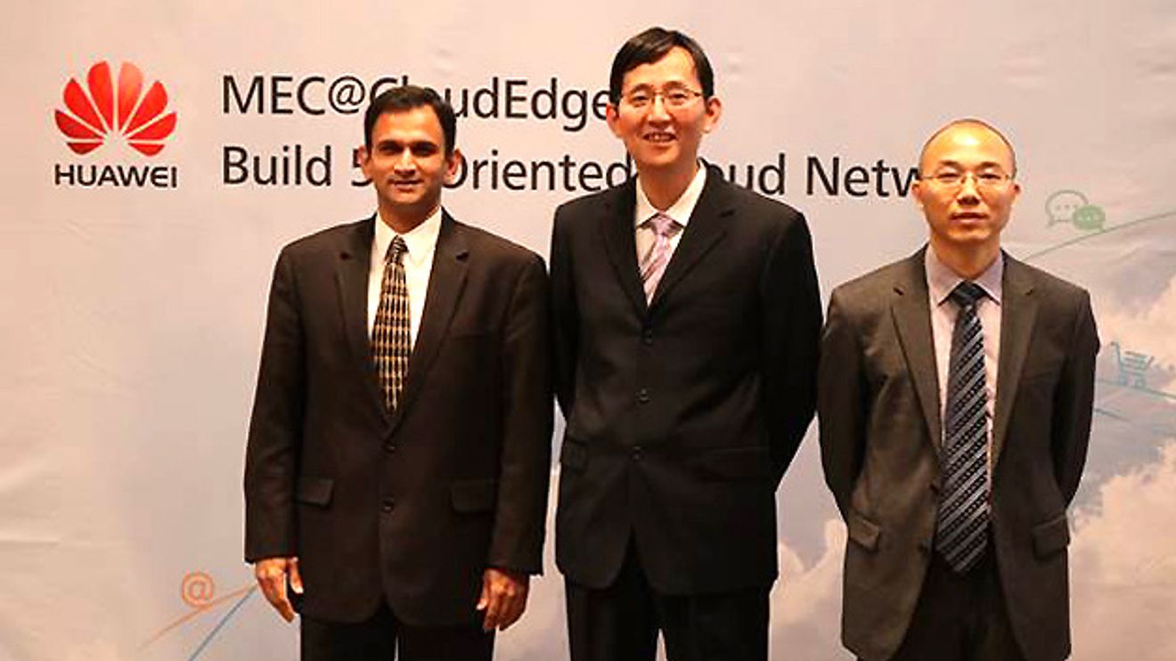 Sathya Atreymn, Dai Jisheng and Zhang Qin Sathya Atreymn, Dai Jisheng and Zhang Qin
