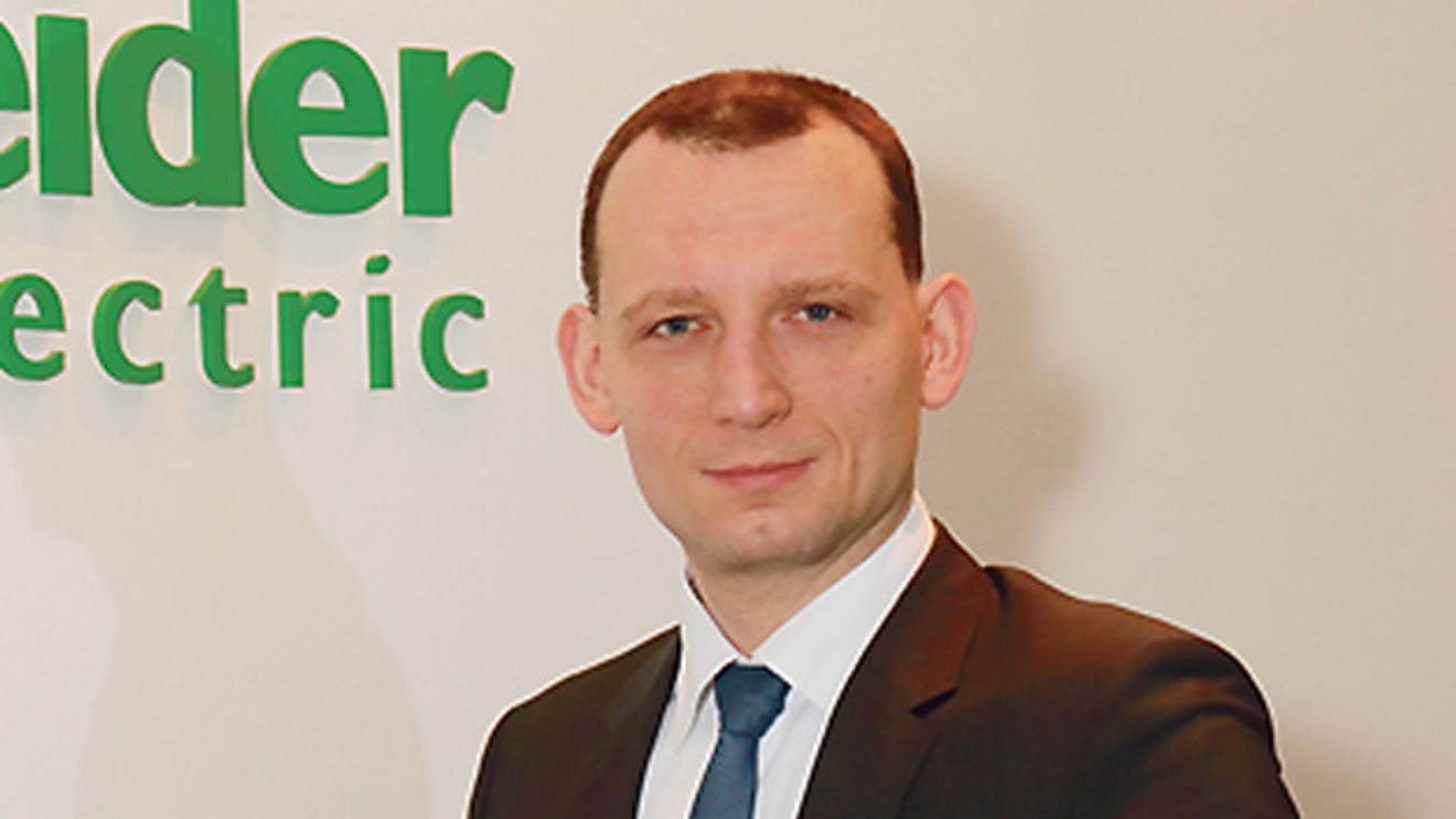 Andrzej Okoniewski von Schneider Pro-face bei Schneider Electric