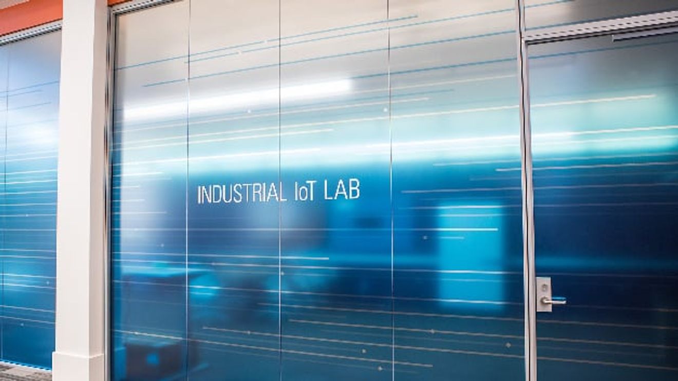 The new "NI Industrial IoT Lab" in Austin/Texas