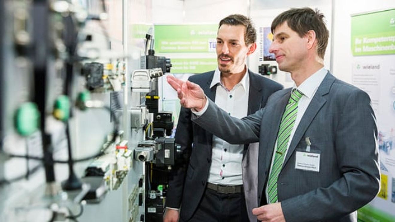 Visitors and exhibitors at All About Automation Essen 2016