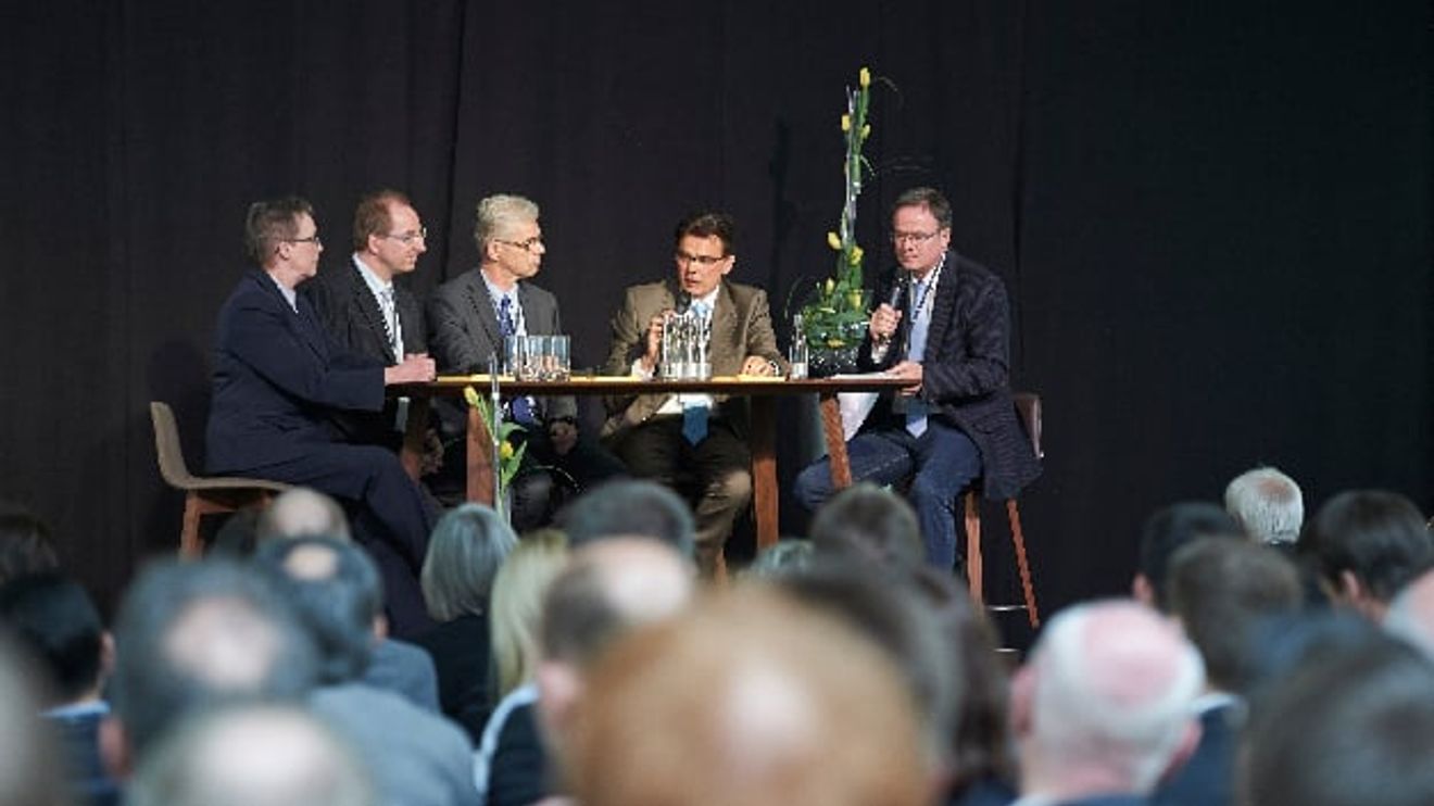 On the podium at the opening of the SmartFactoryOWL: Marianne Thomann-Stahl, President of the Detmold administrative district, Dr. Oliver Herrmann, President of the Ostwestfalen-Lippe University of Applied Sciences, Prof. Dr. Jürgen Beyerer, Head of Fraunhofer IOSB, Pro On the podium at the opening of the SmartFactoryOWL: Marianne Thomann-Stahl, President of the Detmold administrative district, Dr. Oliver Herrmann, President of the Ostwestfalen-Lippe University of Applied Sciences, Prof. Dr. Jürgen Beyerer, Head of Fraunhofer IOSB, Pro