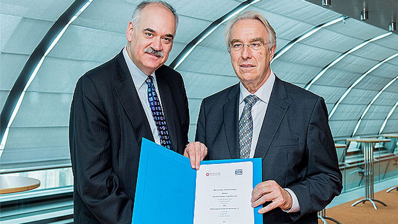Dr. Richard Soley und Dr  Karlhanns Gindele