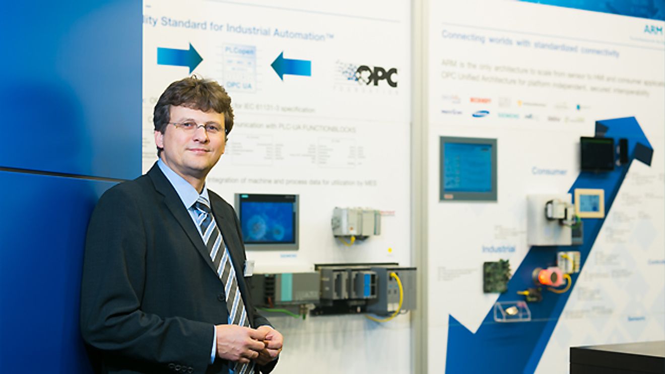 Stefan Hoppe auf der SPS IPC Drives Stefan Hoppe auf der SPS IPC Drives