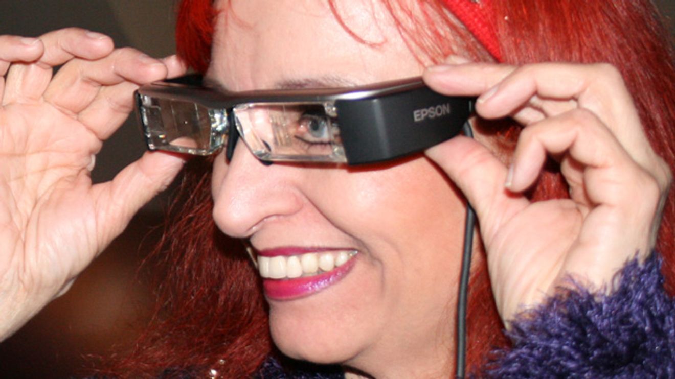 Präsentation der Epson Datenbrille Moverio BT-200 Präsentation der Epson Datenbrille Moverio BT-200