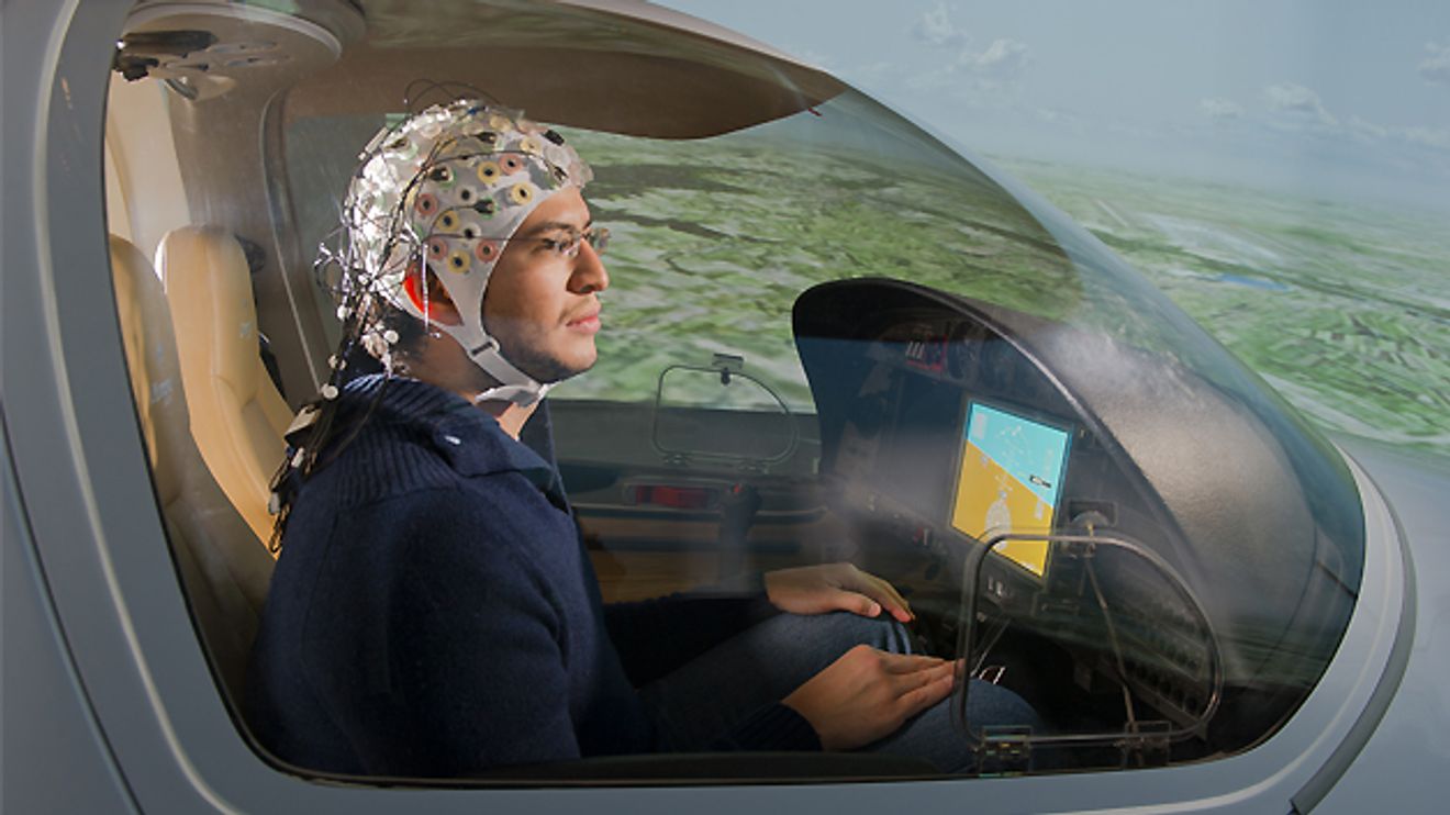 Probant im Flugsimulator der TU München
