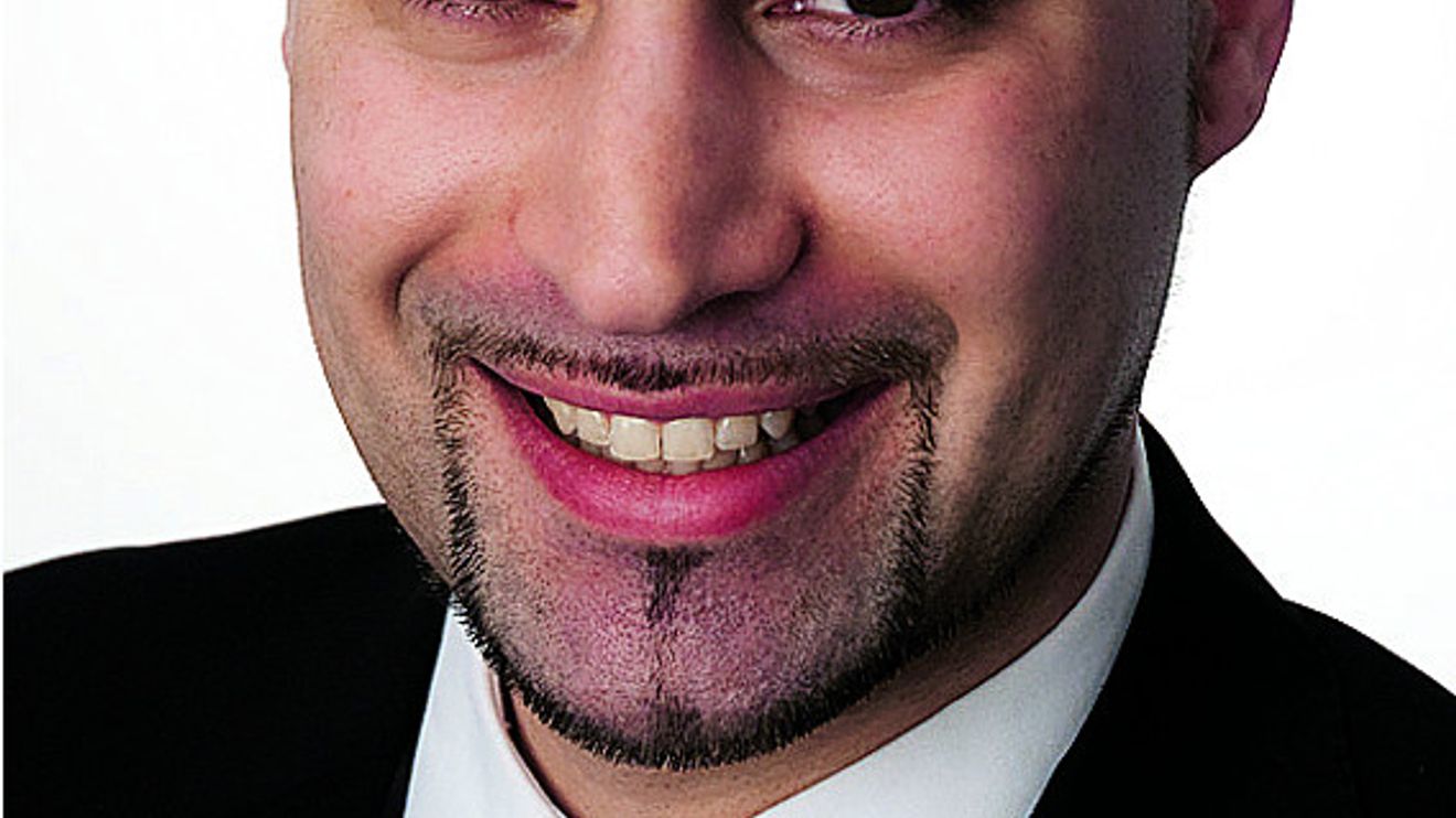 its OWL Clustermanagement, Industrie 0, Dr Roman Dumitrescu its OWL Clustermanagement, Industrie 0, Dr Roman Dumitrescu
