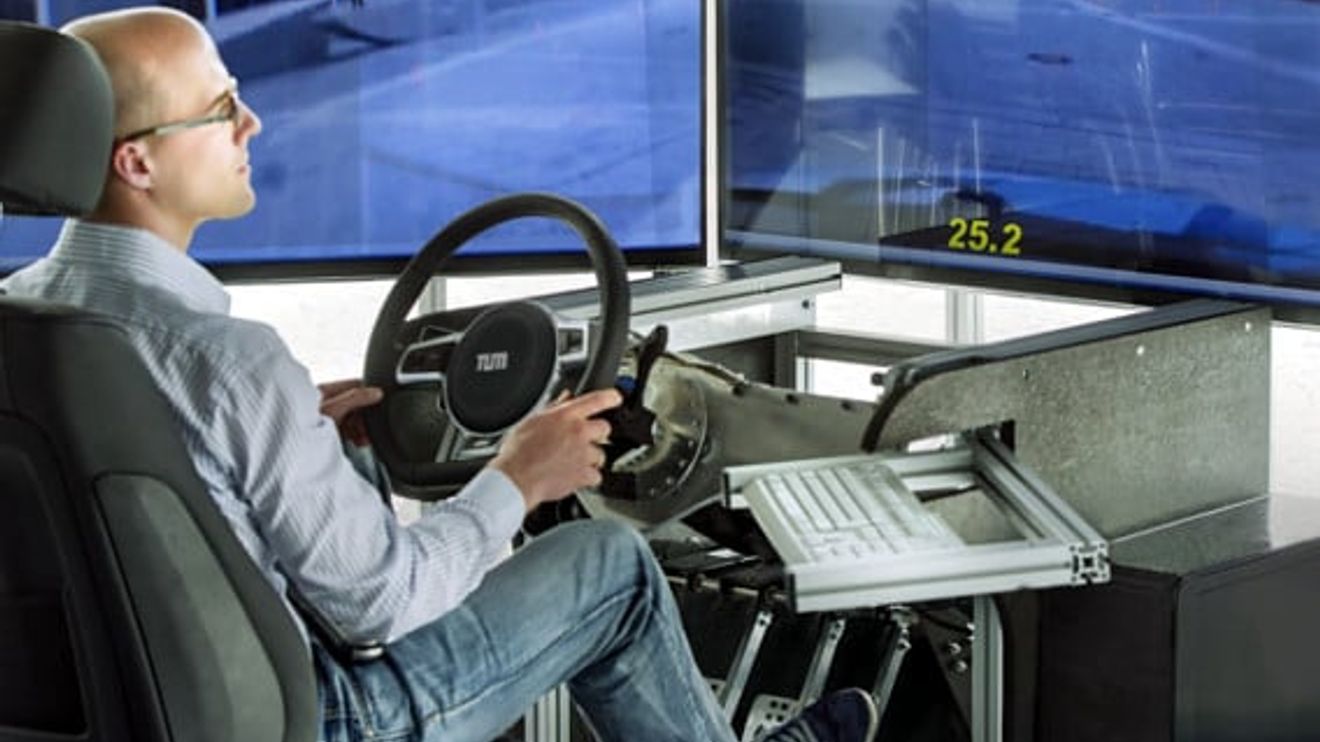 TU München, teleoperiertes Fahren, Projekt Visio M, Fahrsimulator, Andreas Heddergott TUM 