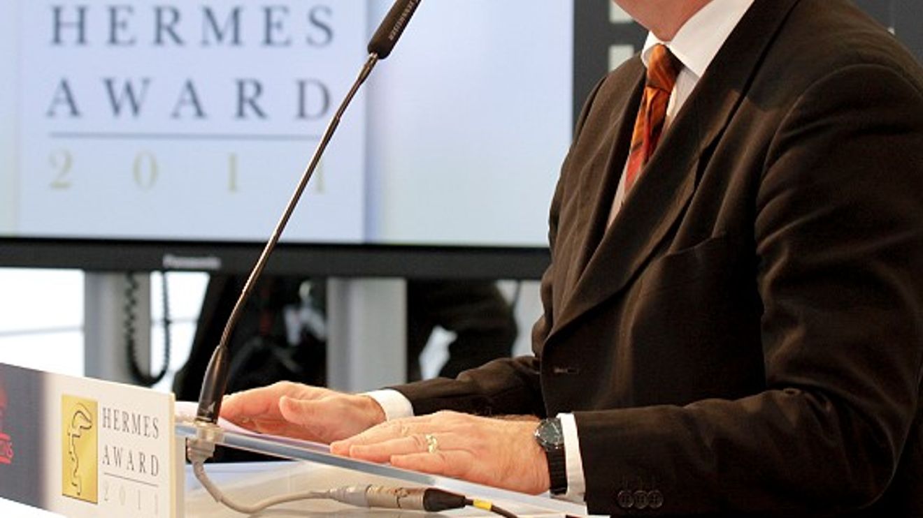 Der Juryvorsitzende Prof. Wolfgang Wahlster im vergangenen Jahr bei der Bekanntgabe des Hermes-Award-Preisträgers