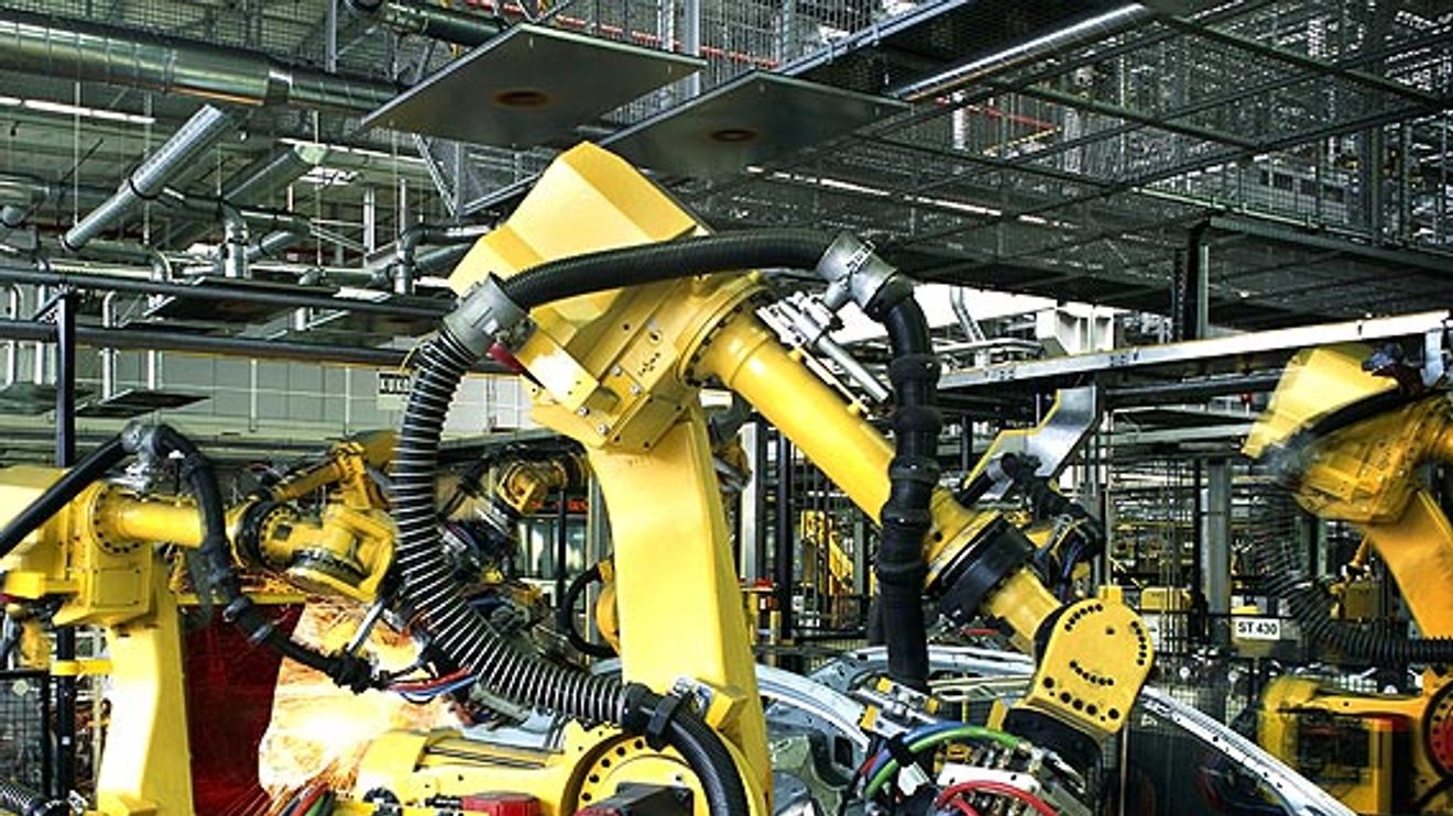 Industrieroboter im Einsatz, Fotolia Industrieroboter im Einsatz, Fotolia