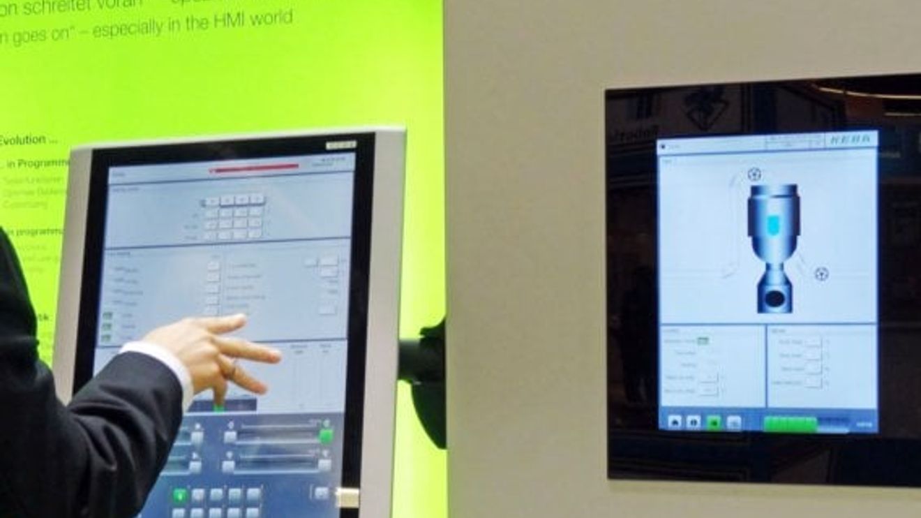 Multitouch-Bedienpanel mit Haptik-Elementen Firma Keba Multitouch-Bedienpanel mit Haptik-Elementen Firma Keba