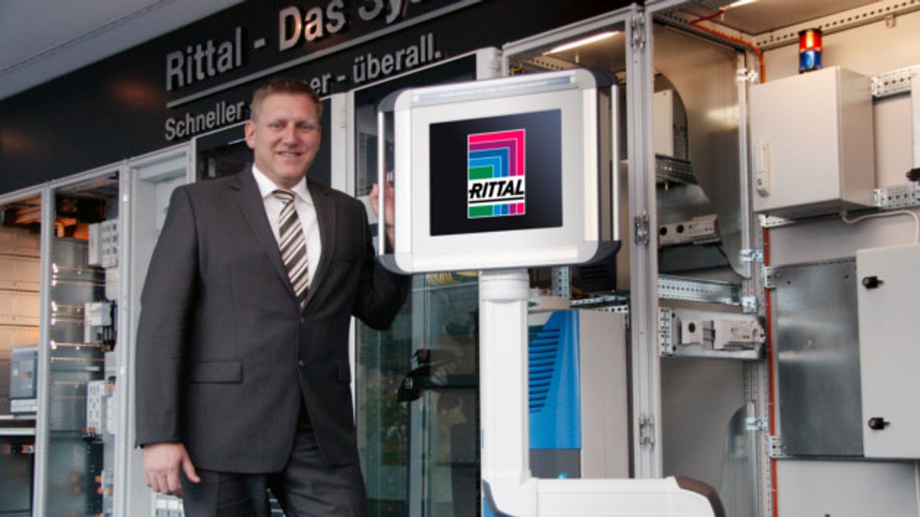 Matthias Müller, Leiter Produktmanagement Modular Enclosures bei Rittal