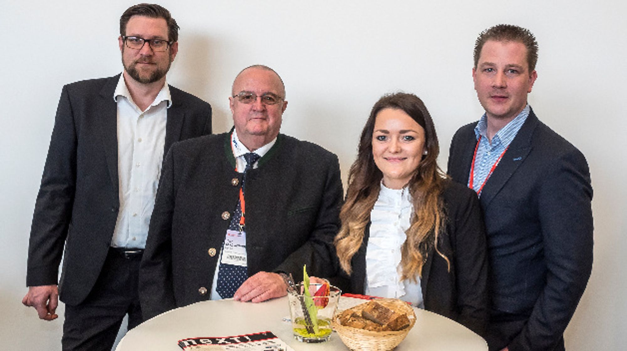 Media Summit on the topic of "Help, my customer is a Neanderthal. - Markets change, people don't!" at embedded world 2017. Media Summit on the topic of "Help, my customer is a Neanderthal. - Markets change, people don't!" at embedded world 2017.