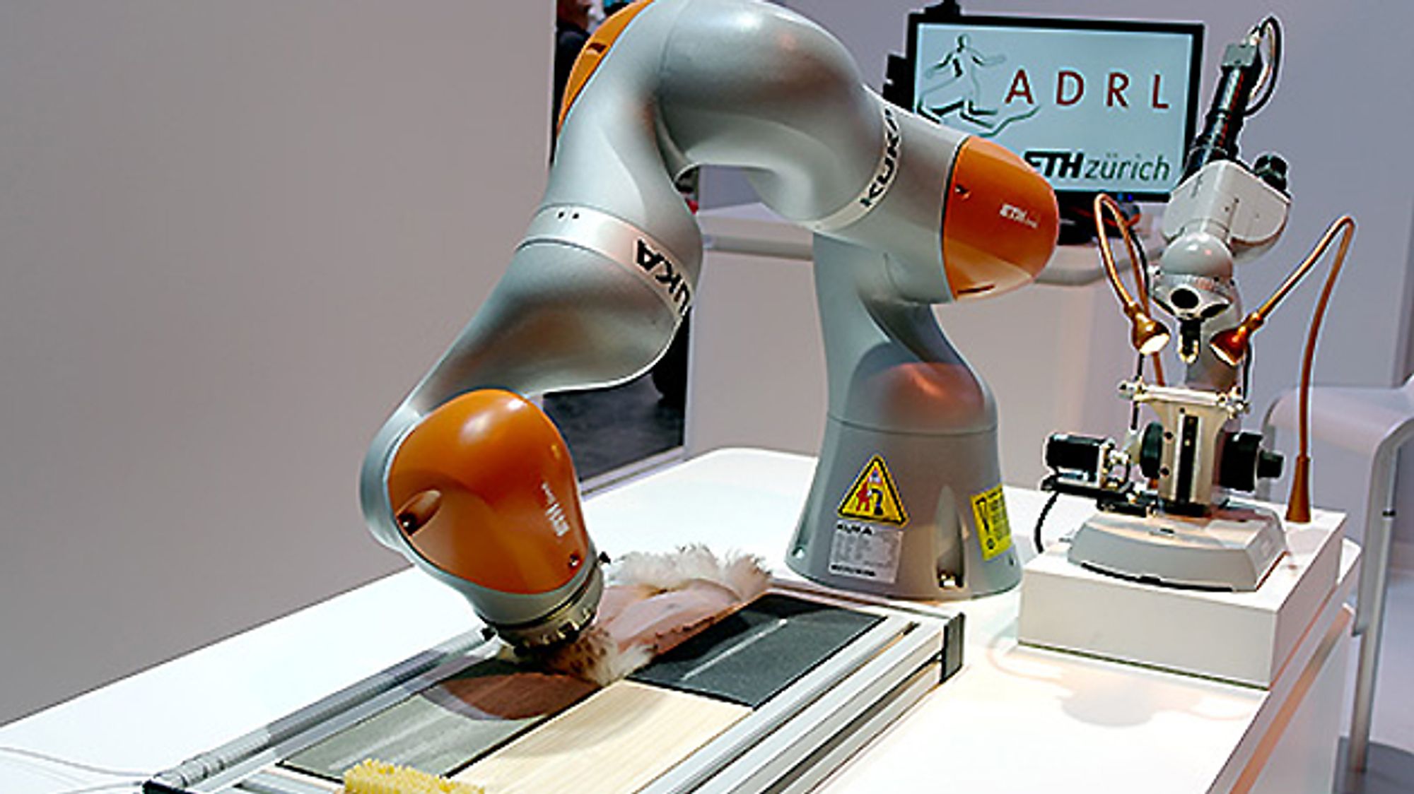 Projekt RoboCut  des Archäologischen Forschungszentrums und Museums und des Agile and Dexterous Robotics Lab der ETH Zürich