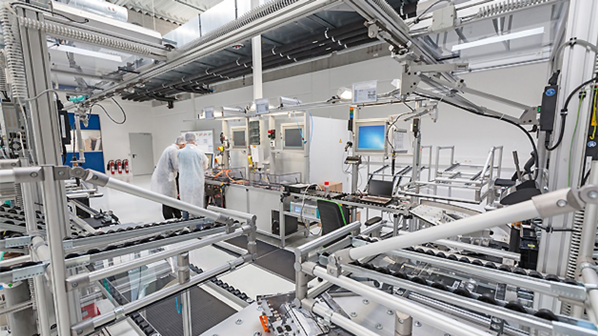 Blick in das Produktions Center für die Motoren der Hybrid- und Elektroautos Blick in das Produktions Center für die Motoren der Hybrid- und Elektroautos