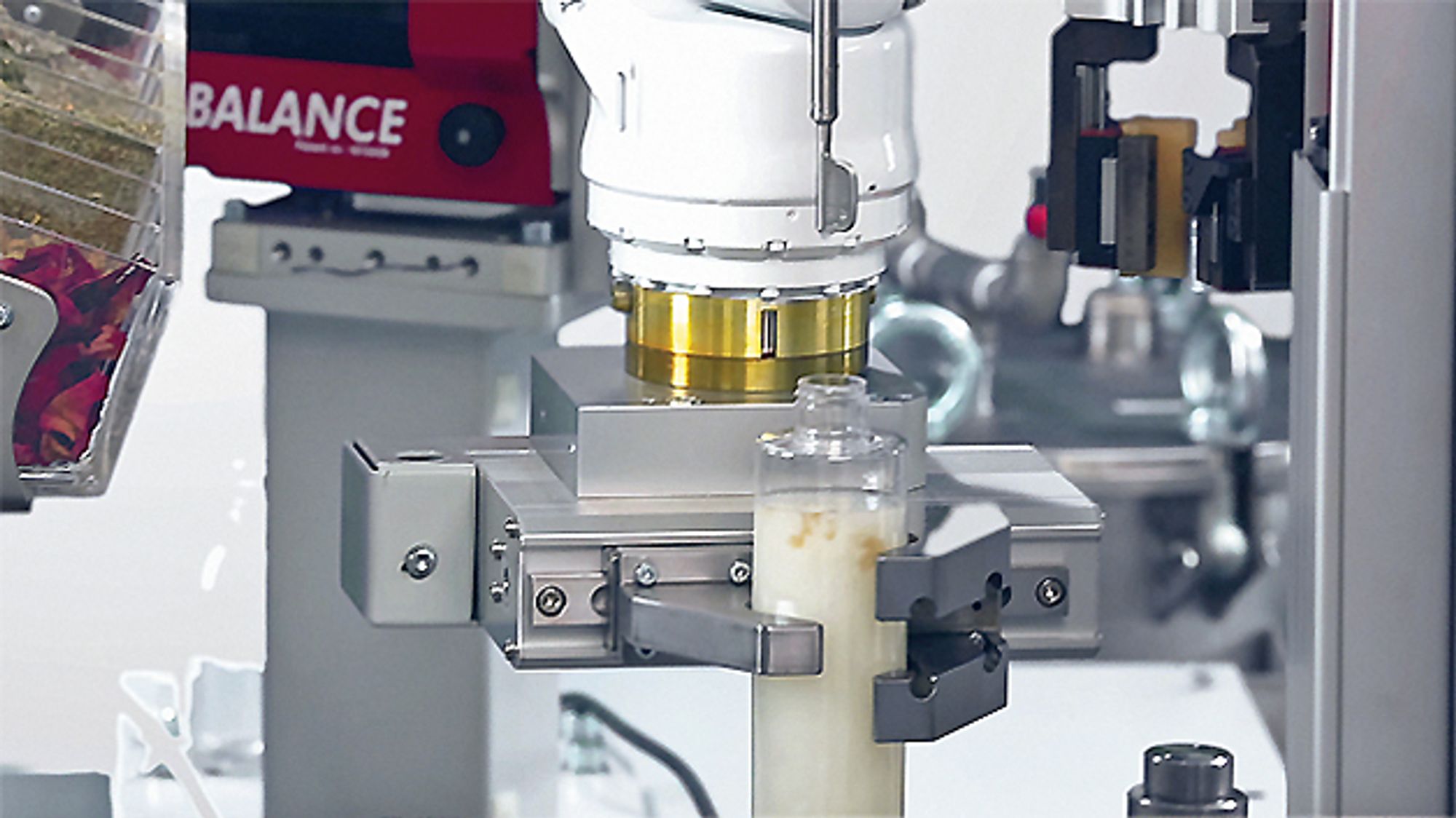 Dual Arm Roboter Motoman verfügt über typisierte laborspezifische Bewegungsabläufe