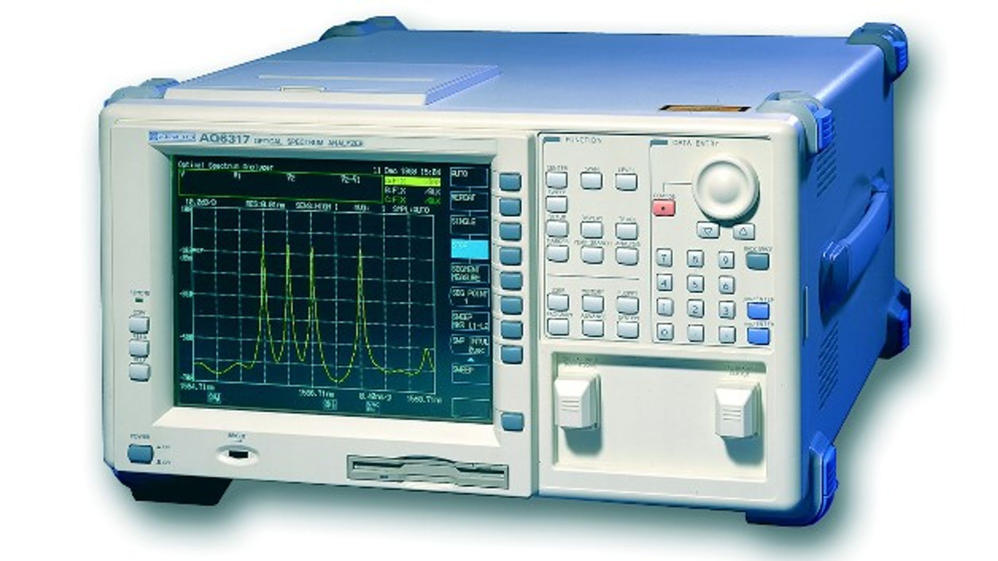 Im Jahr 2002 kauft Yokogawa die Firma Ando Electric und sichert sich damit die Marktführerschaft im Bereich der optischen Spektrumanalyse. 