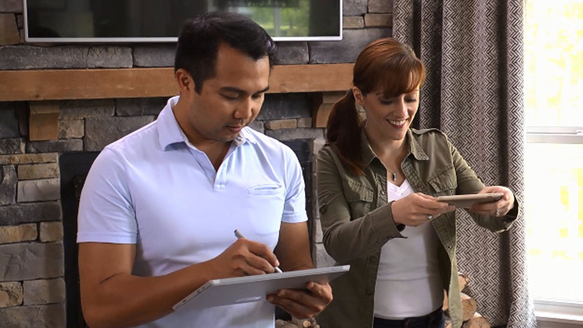 Catchbook with tablet and smartphone