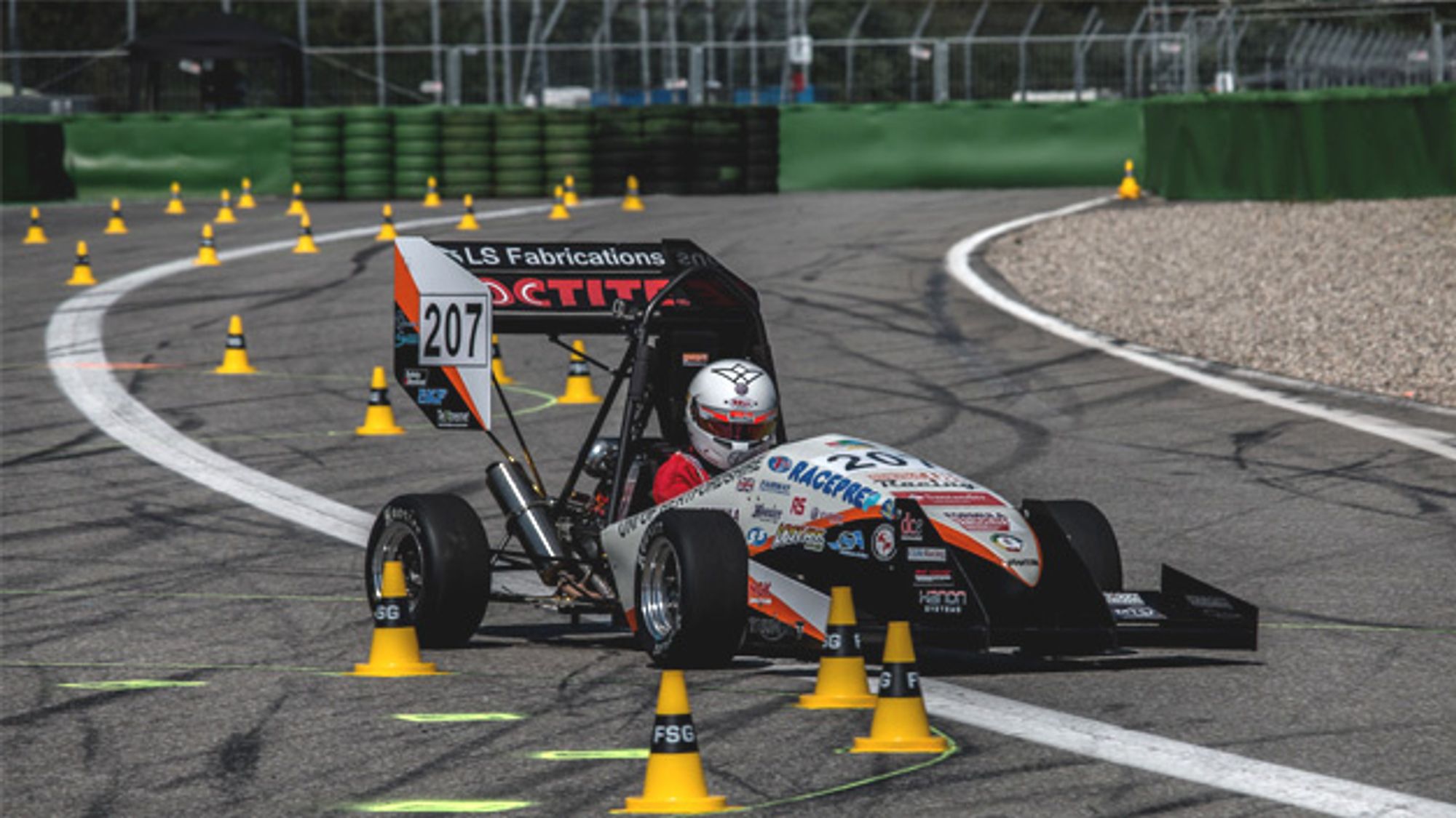 19_Formula Student Germany 2016