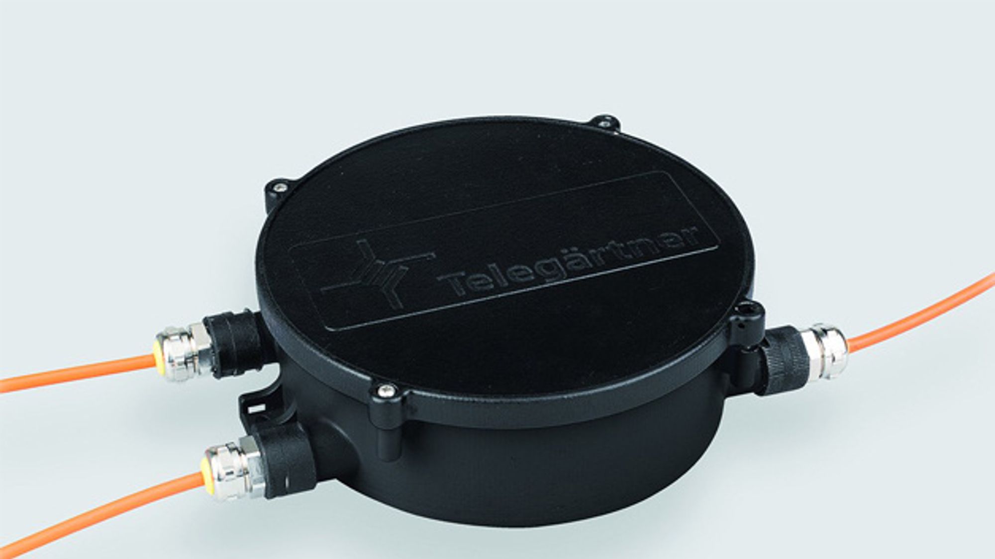 20_Flexible distributor for fiber optic cabling from Telegärtner 20_Flexible distributor for fiber optic cabling from Telegärtner