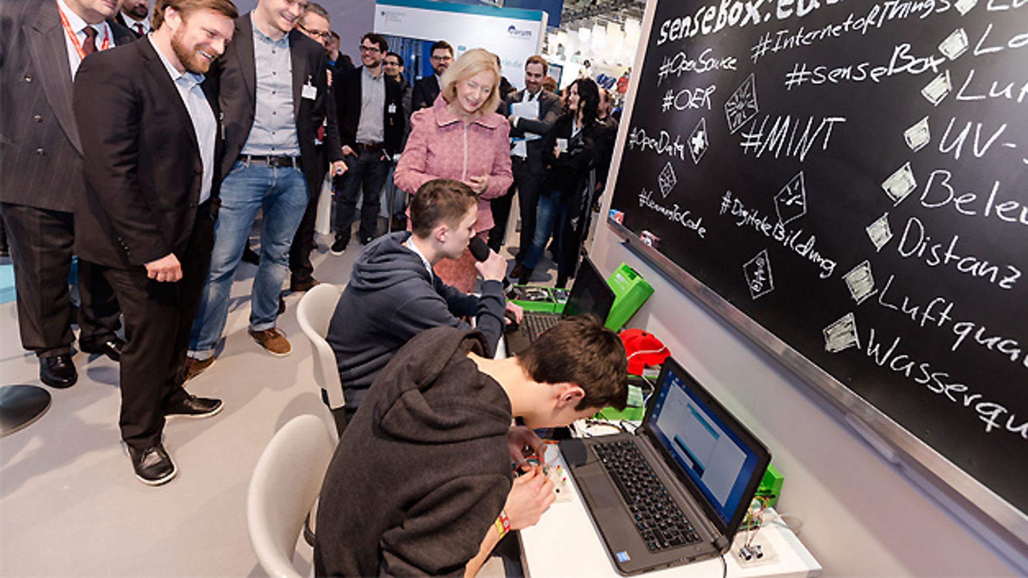 5_Development of Sensebox at Cebit 2017