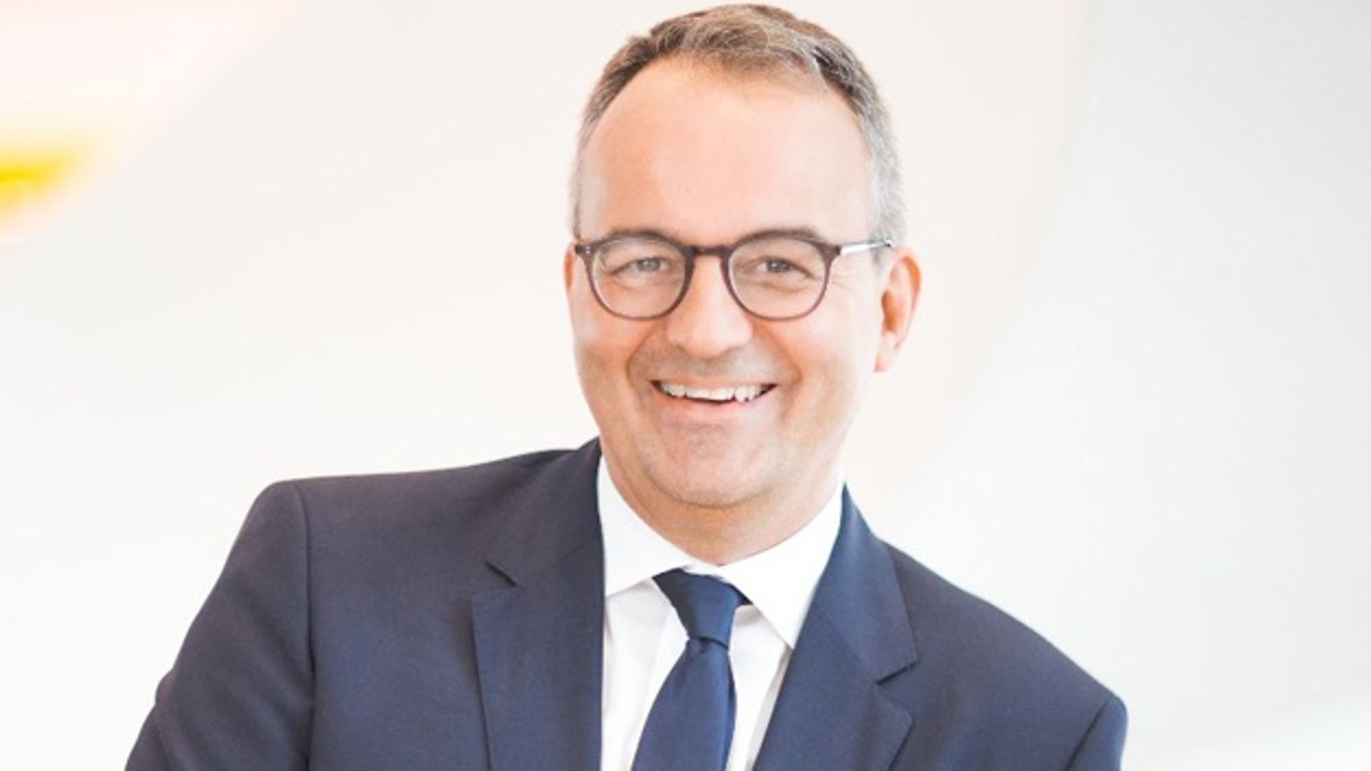 Oliver Simon