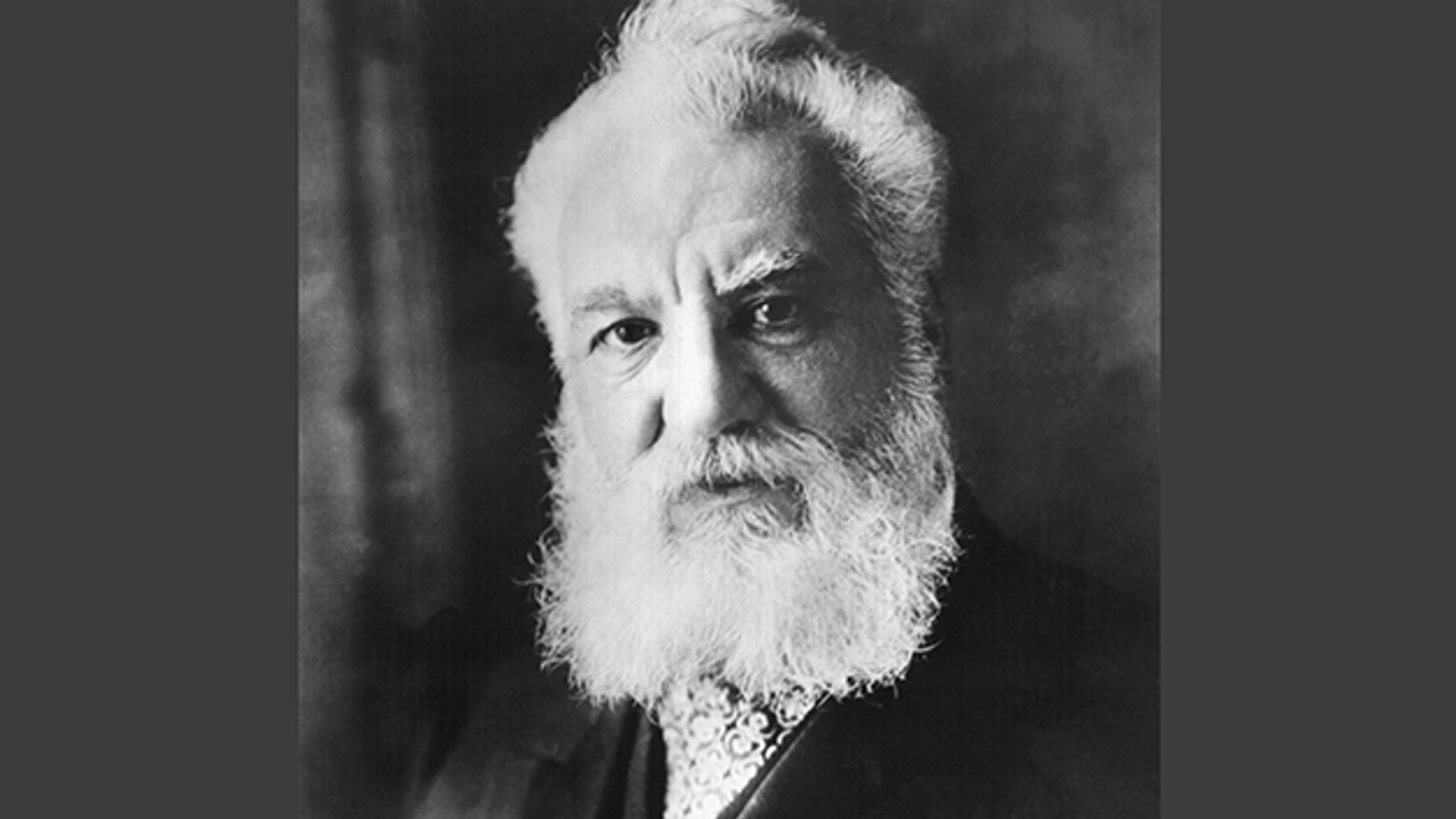 The British-American physicist Alexander Graham Bell after a portrait by Harris & Ewing in 1915. The British-American physicist Alexander Graham Bell after a portrait by Harris & Ewing in 1915.