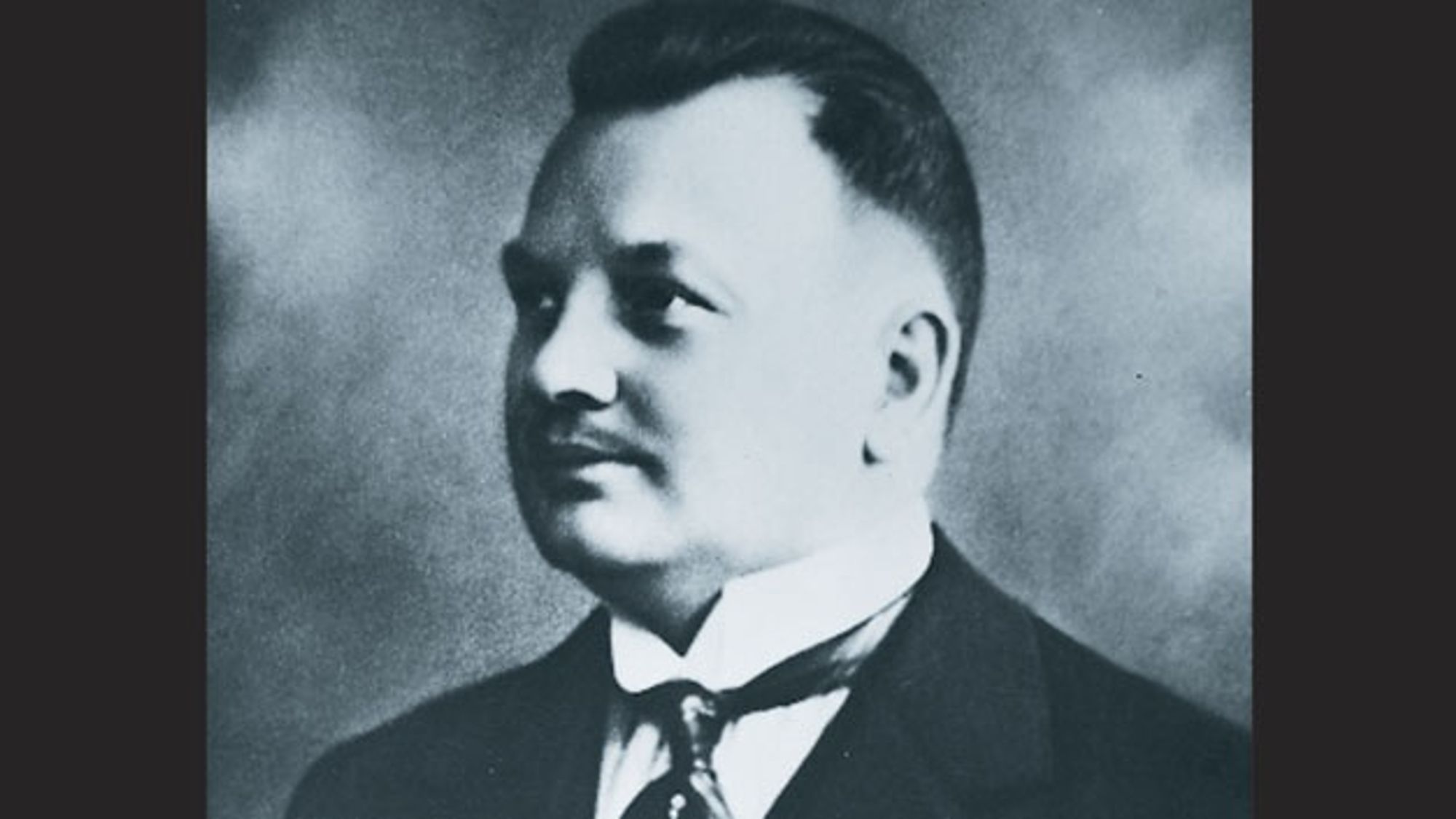 1923: Company founder Max Conrad