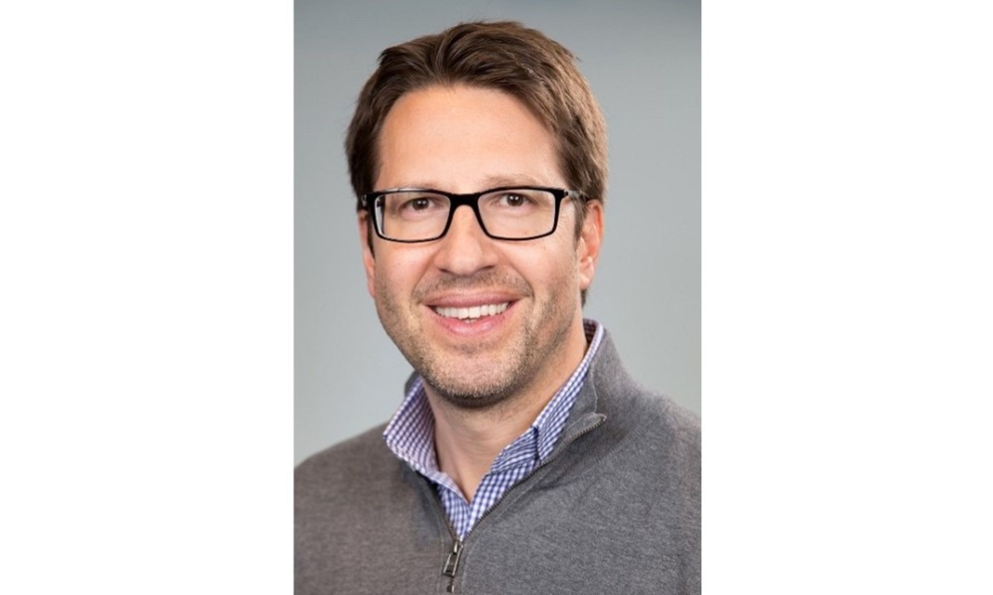 Lars Zywietz is Managing Director at Accenture Security.