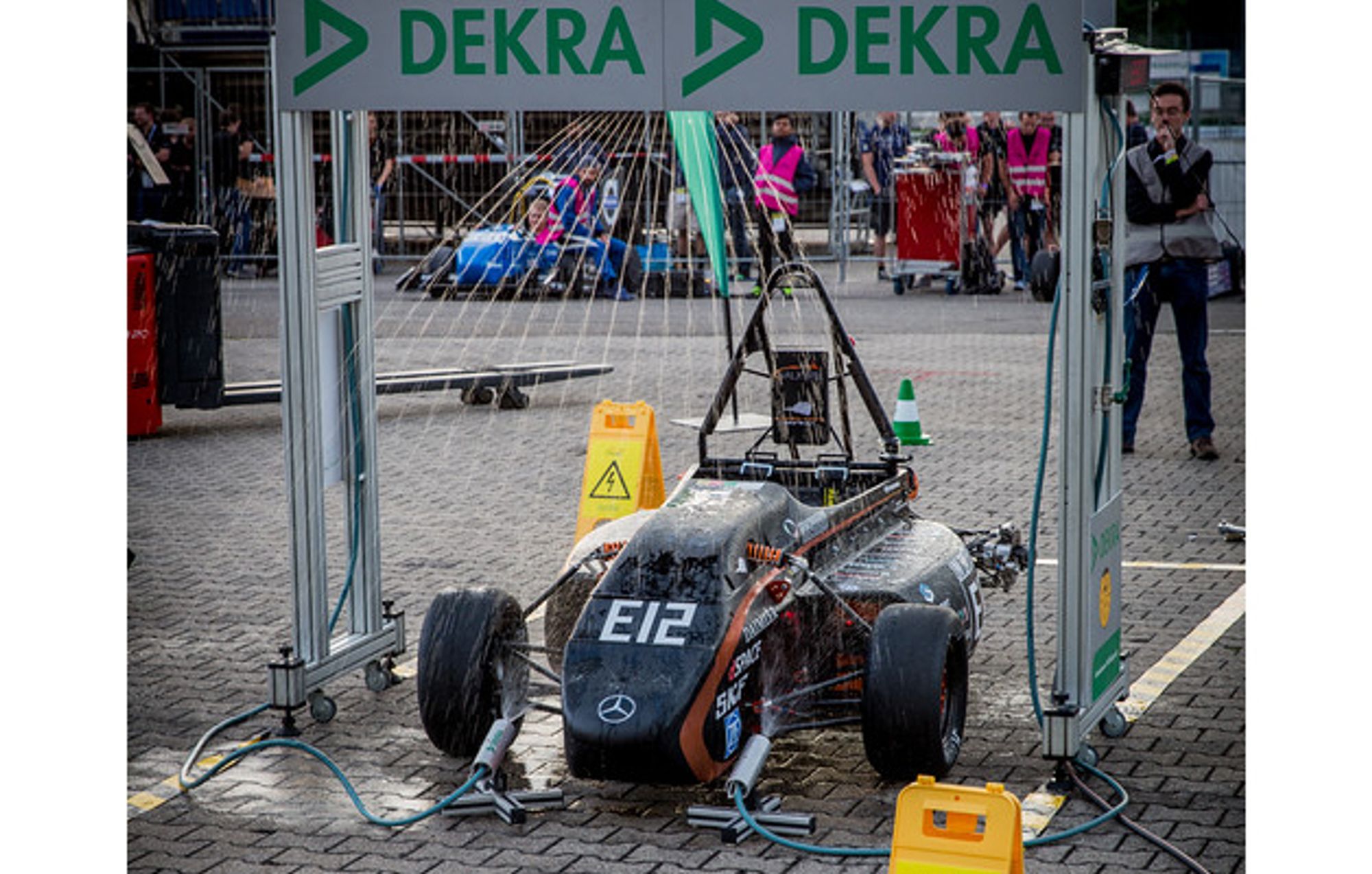 Dekra rain test