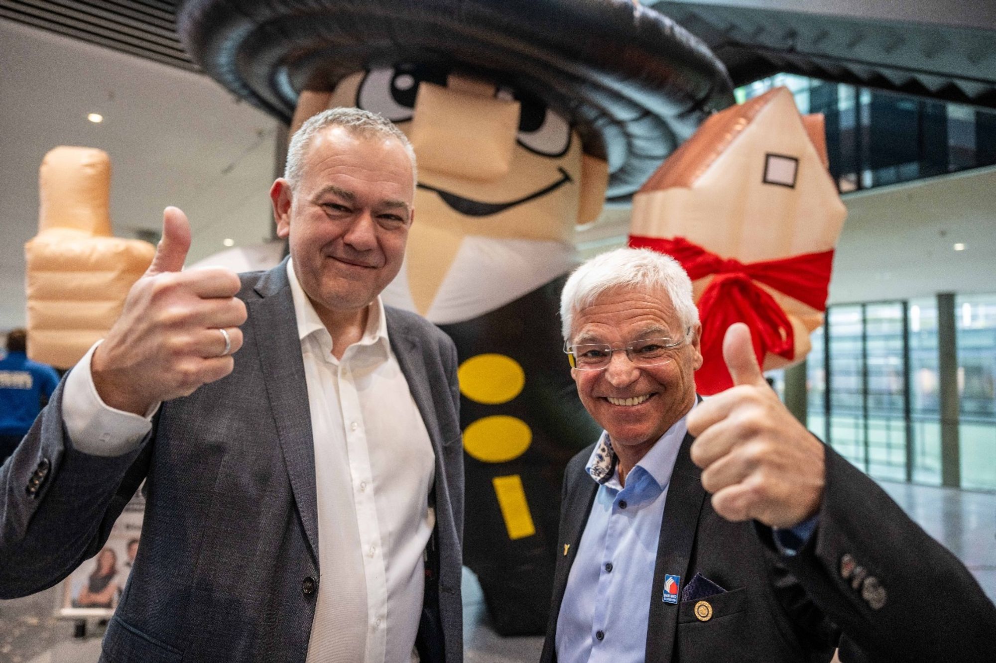 Dirk Bollwerk – Präsident des ZVDH und Peter Aicher – Vorsitzender Holzbau Deutschland Bund Deutscher Zimmermeister