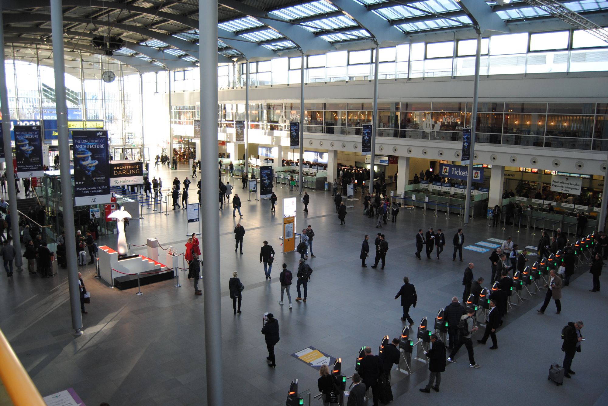 Vom 14. bis 19. Januar 2019 gastierte in München die Messe BAU. Auf rund 200 000 m² präsentierten Aussteller Architektur, Materialien und Systeme für den Wirtschafts-, Wohnungs- und Innenausbau im Neubau und im Bestand (Foto: mikado)