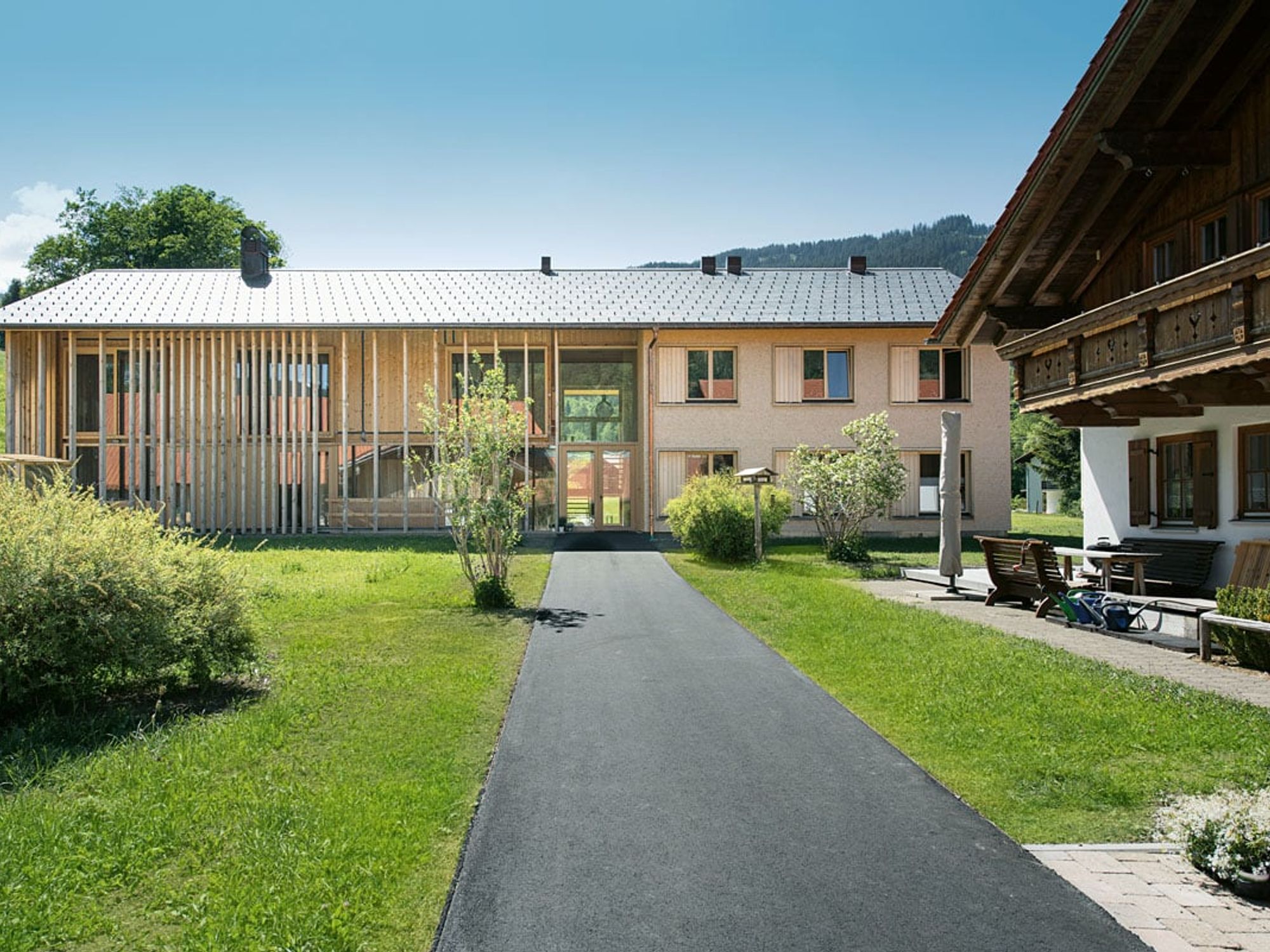 Hof-Gebäude: Vollholz für den Erlenhof