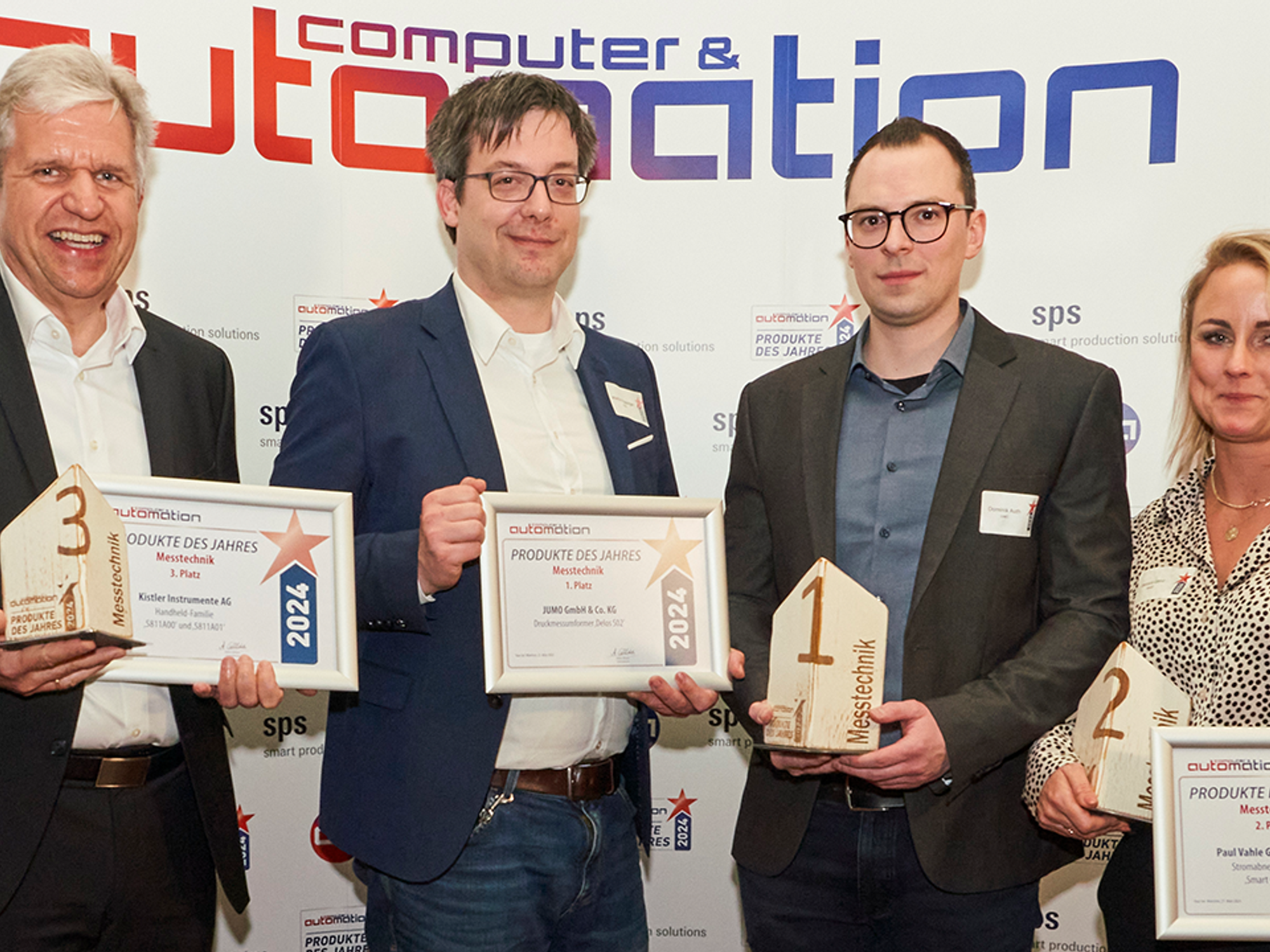 The winners in the 'Measurement Technology' category: Wolfgang Ziehers (Kistler), Martin Eppinger and Dominik Auth (Jumo) and Jessica Genz (Vahle)