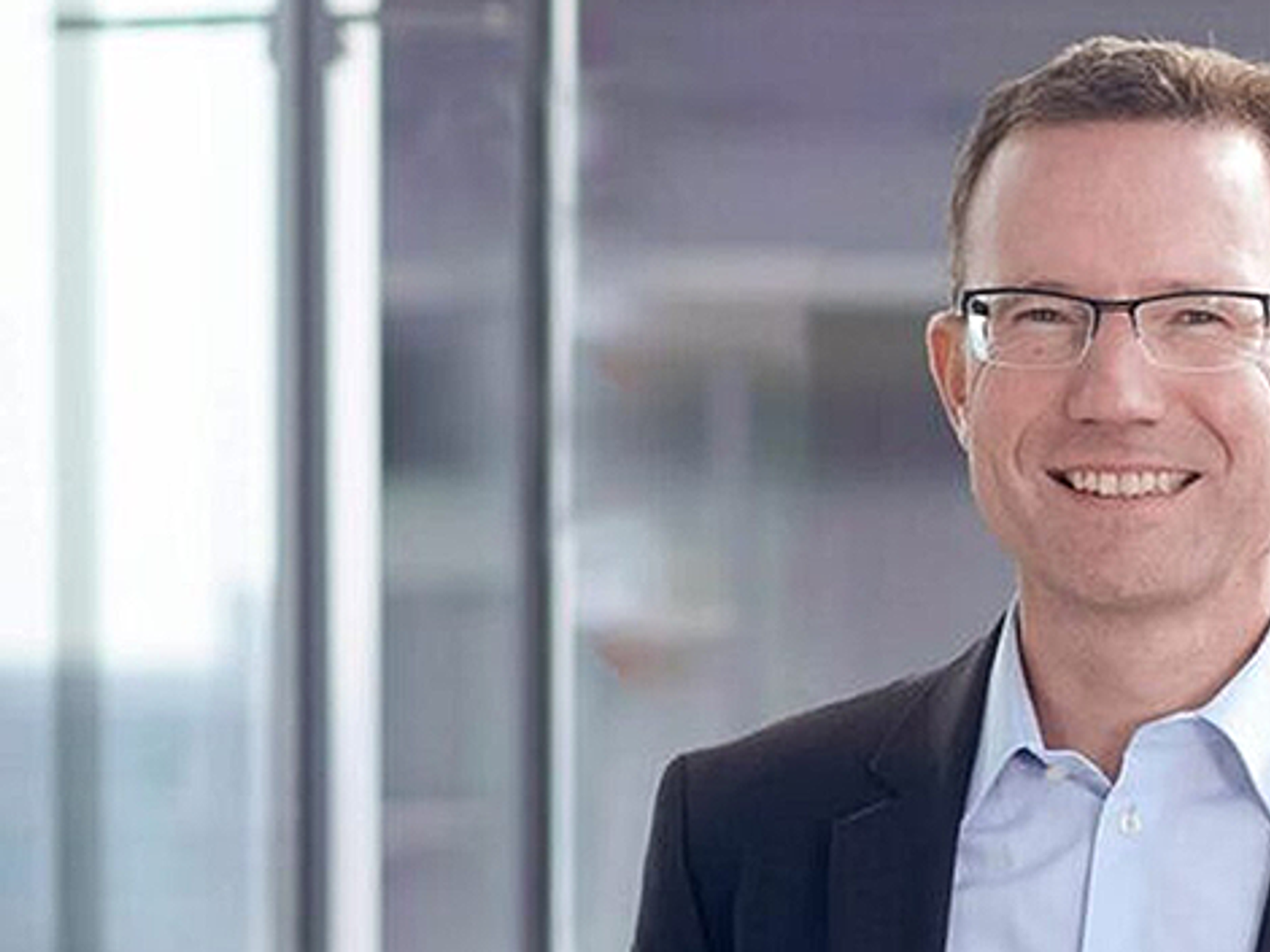 Michael Reichle, Siemens Large Drives Applications (LDA) Michael Reichle, Siemens Large Drives Applications (LDA)
