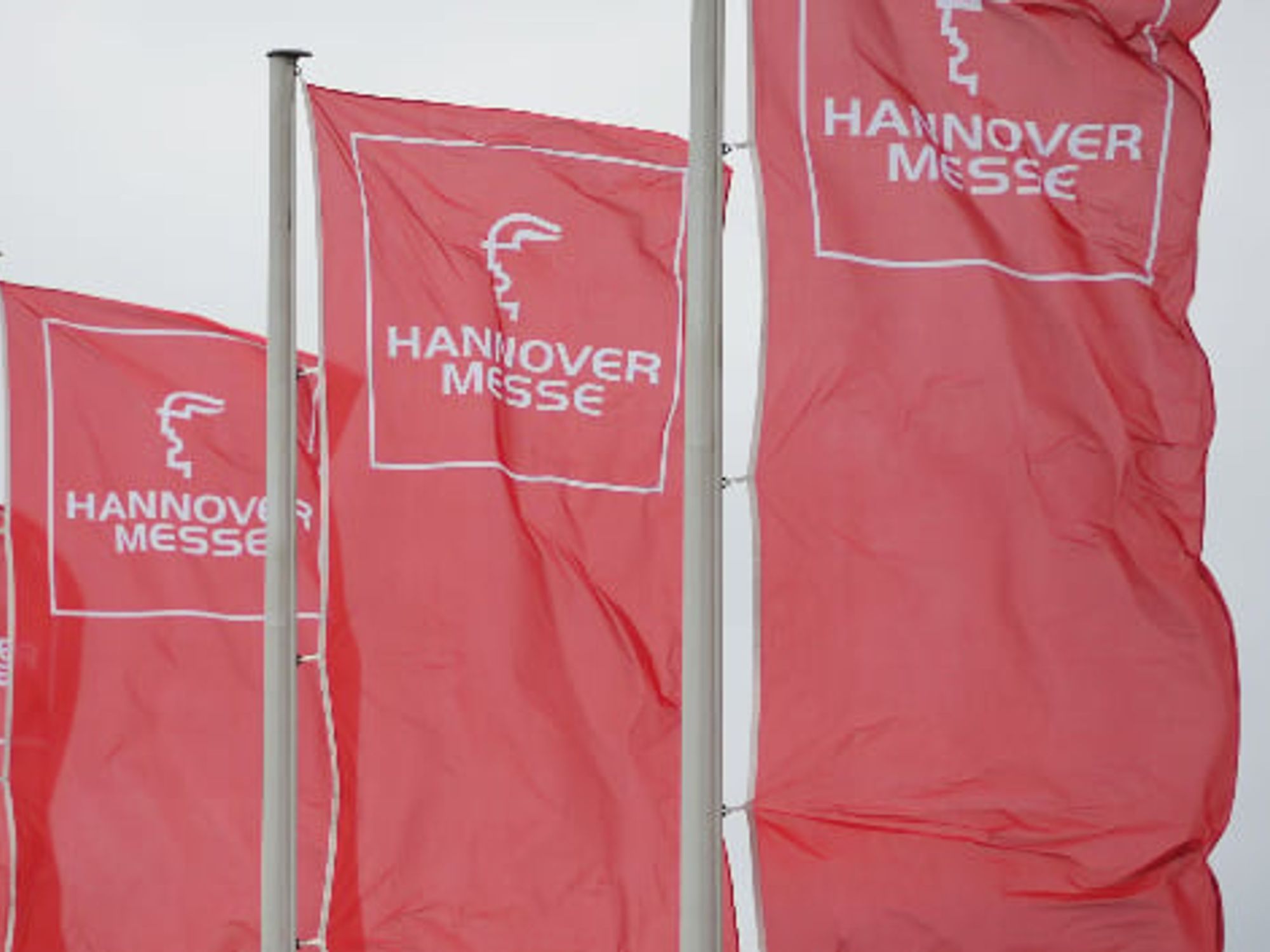 Hanover Fair, Flags
