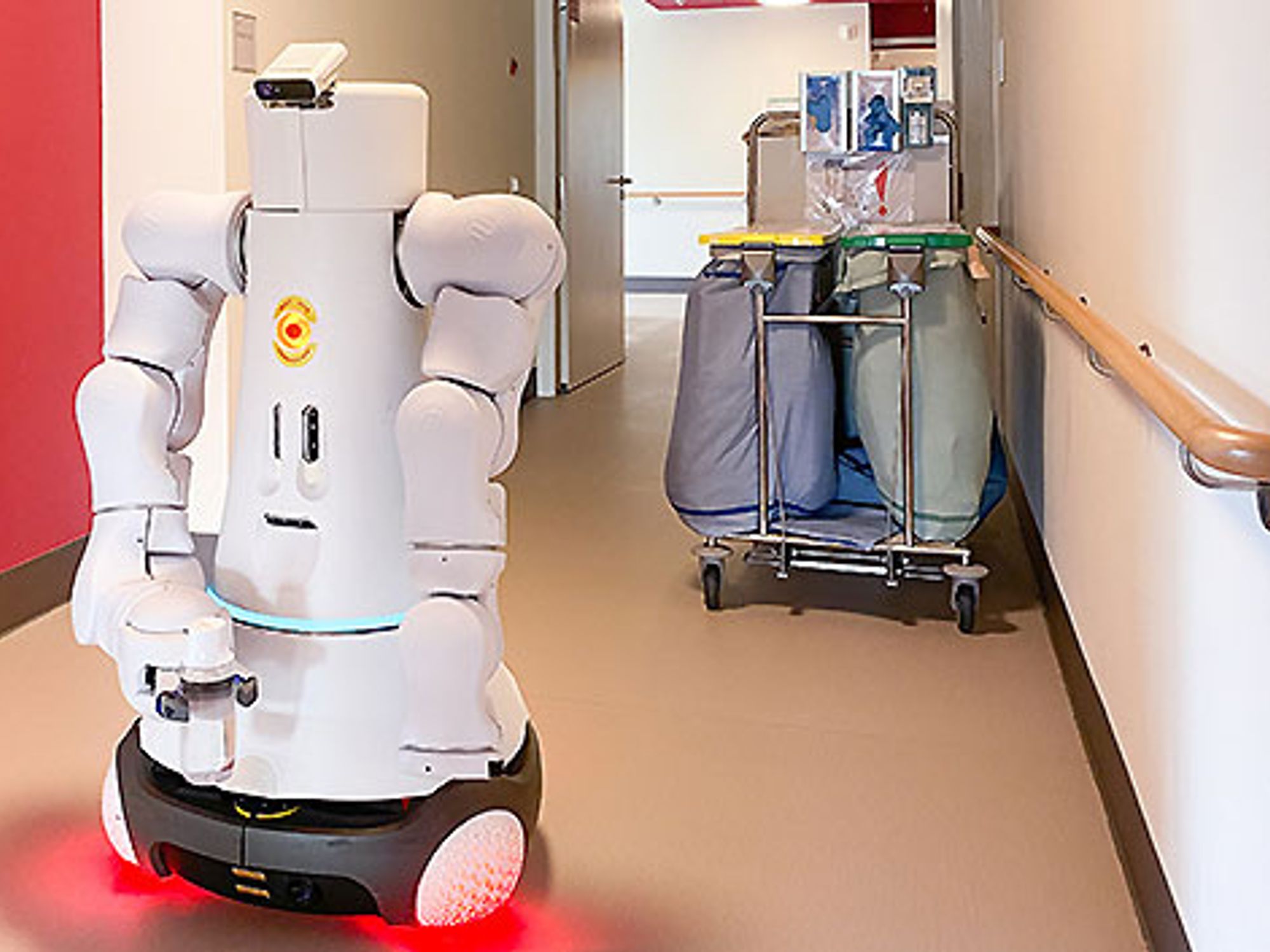 Care-O-bot_with_new_arms, Fraunhofer IPA Care-O-bot_with_new_arms, Fraunhofer IPA