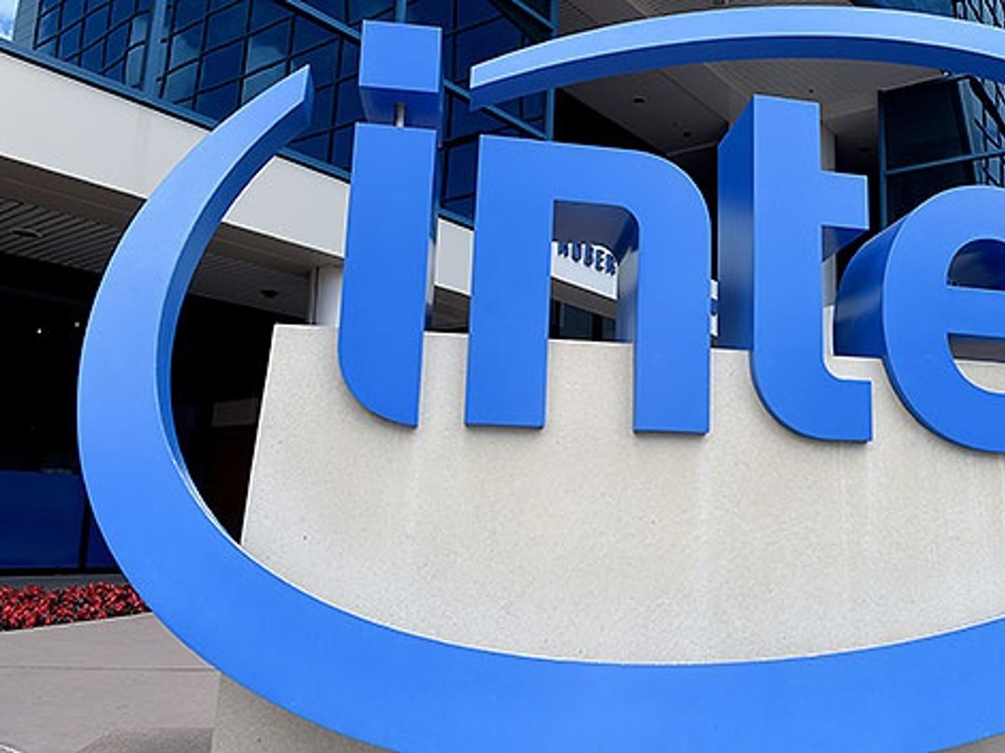 Intel stops the development of smart cameras