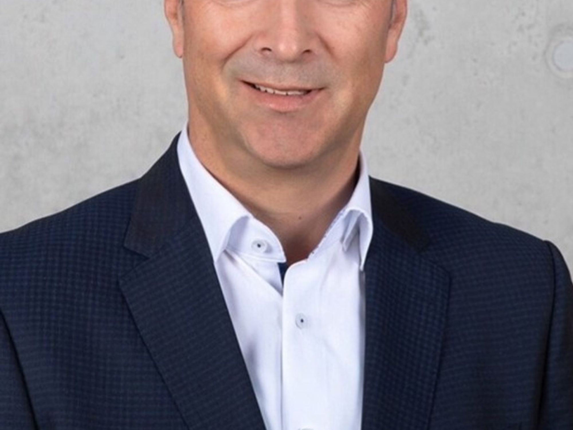 Udo Huneke is Director Sales &amp; Customer Solutions at Murrelektronik.
