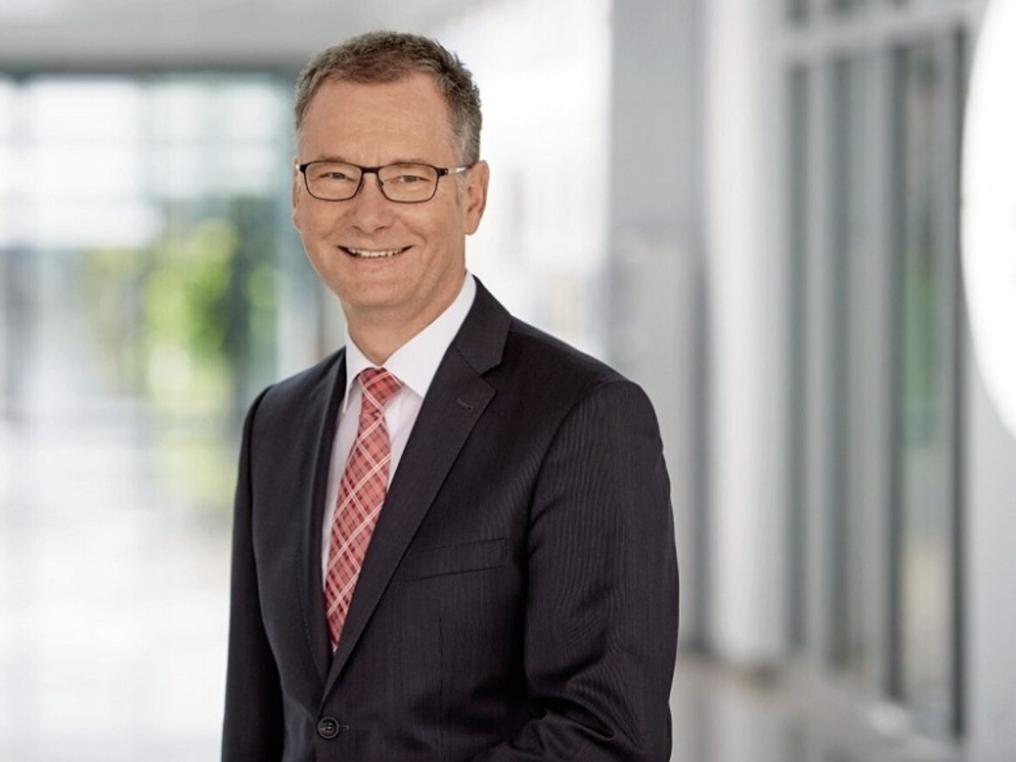 Roland Bent, Geschäftsführer bei Phoenix Contact. Roland Bent, Geschäftsführer bei Phoenix Contact.