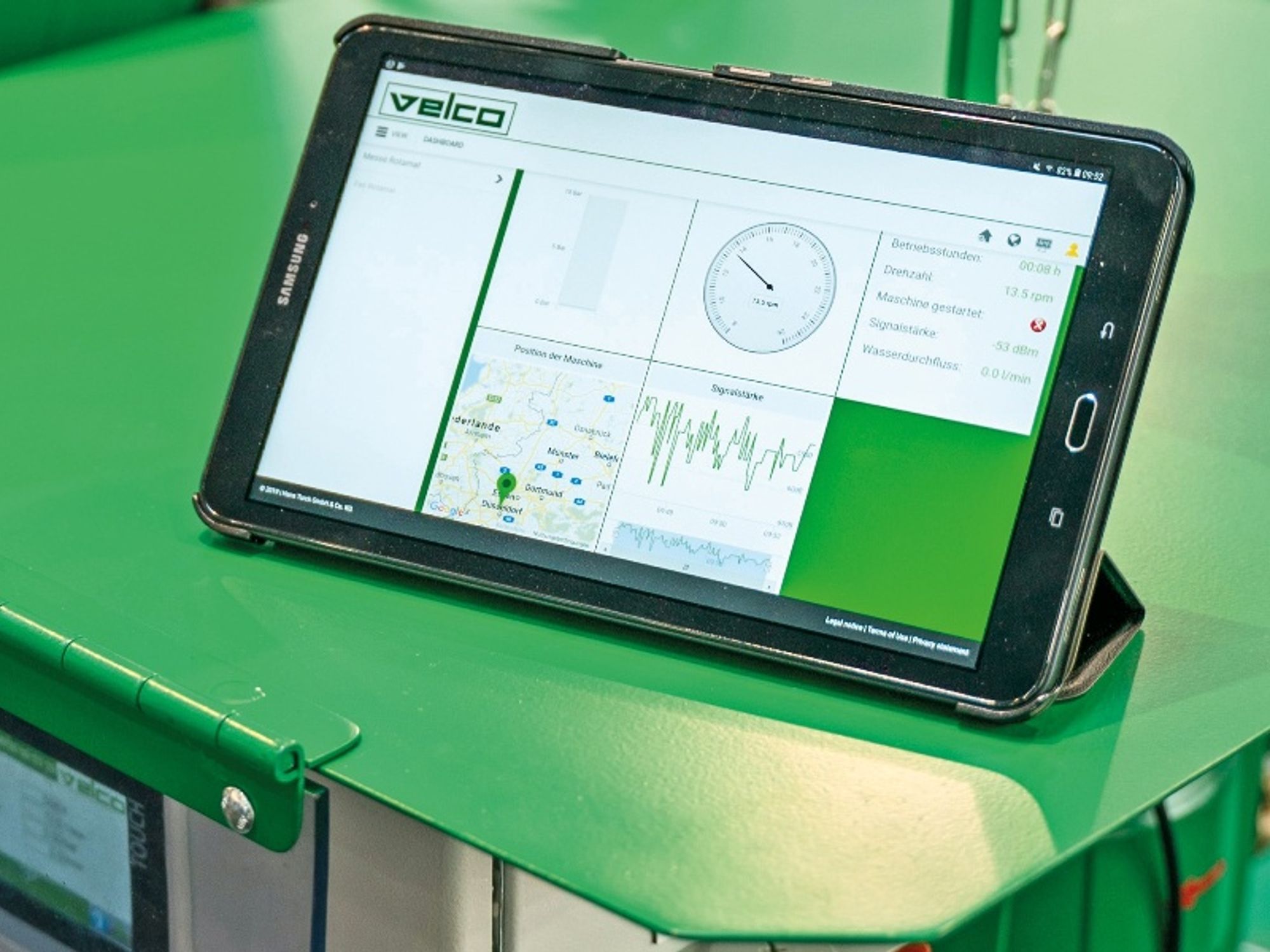 Velco-Kunden können Maschinenzustände weltweit über ihr Smartphone diagnostizieren. So hilft das ­Unternehmen mittels ‚Cloud Solutions‘ von Turck bei der Fehlerbehebung.
