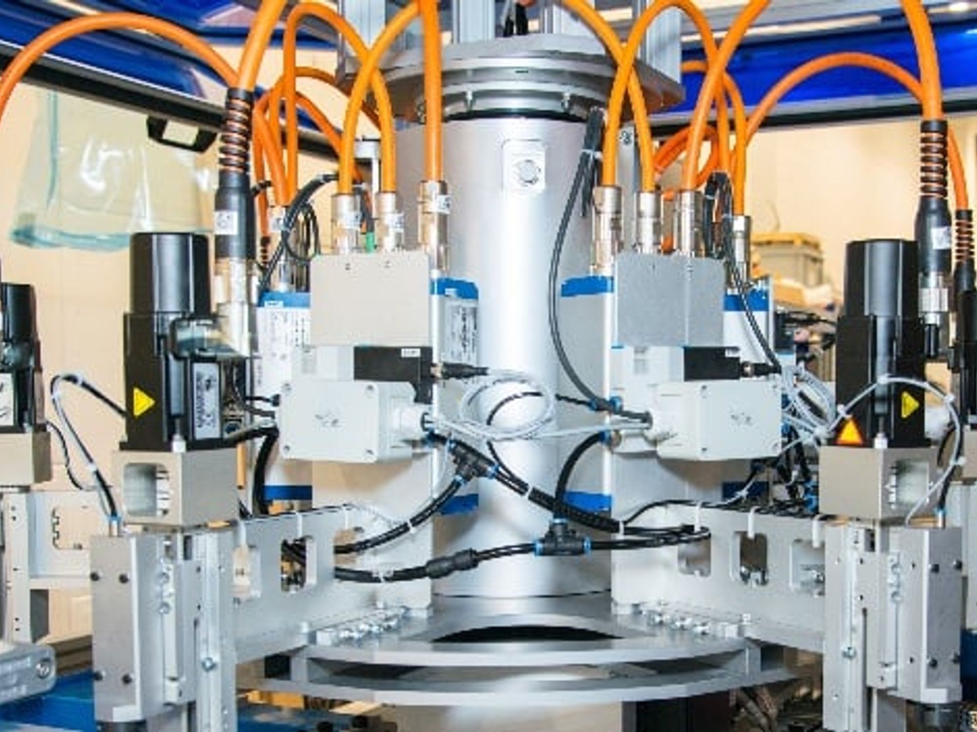 TÜV-certified safety solution with UL approval from Kollmorgen