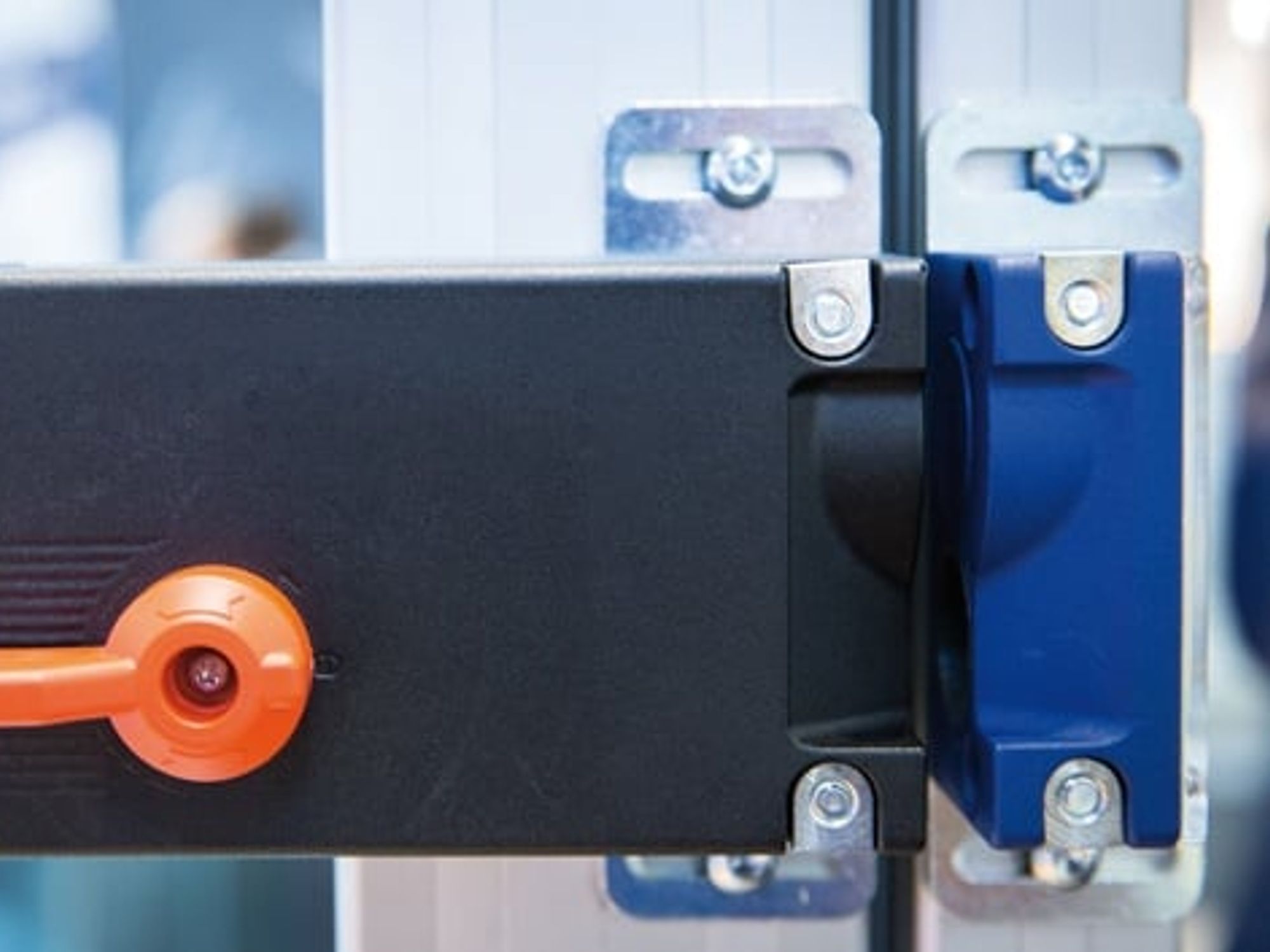 Guard locking with need for clarification
