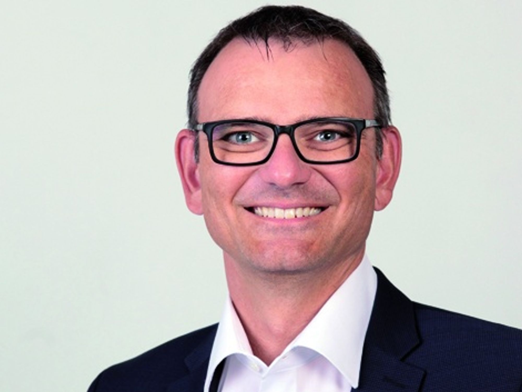 Dr. Jochen Schlick Dr. Jochen Schlick