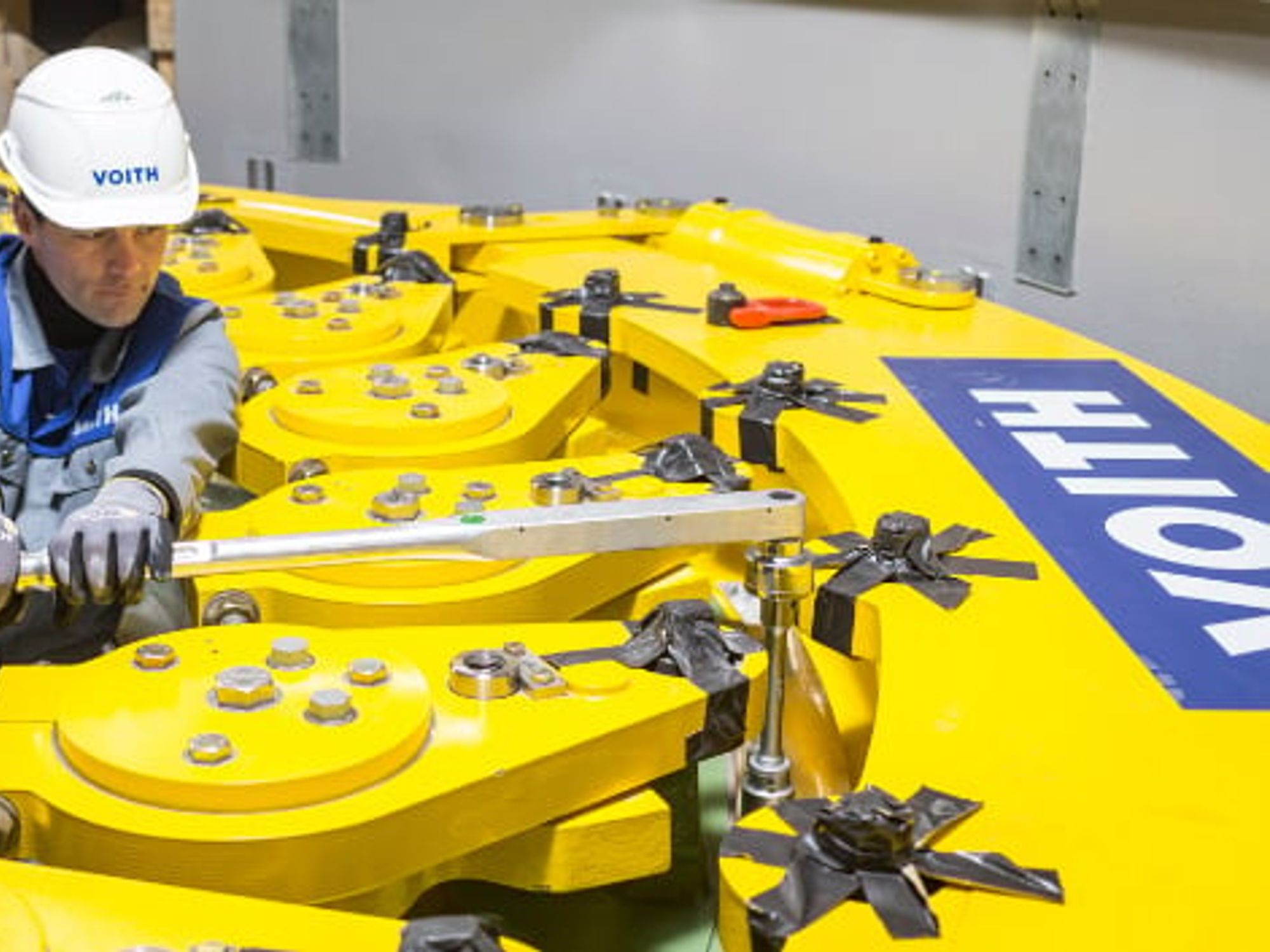 Service work for the hydropower plant by Voith