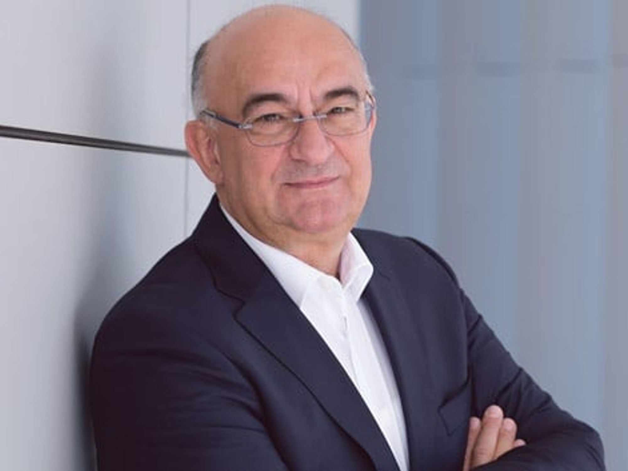 Dr. Robert Bauer
