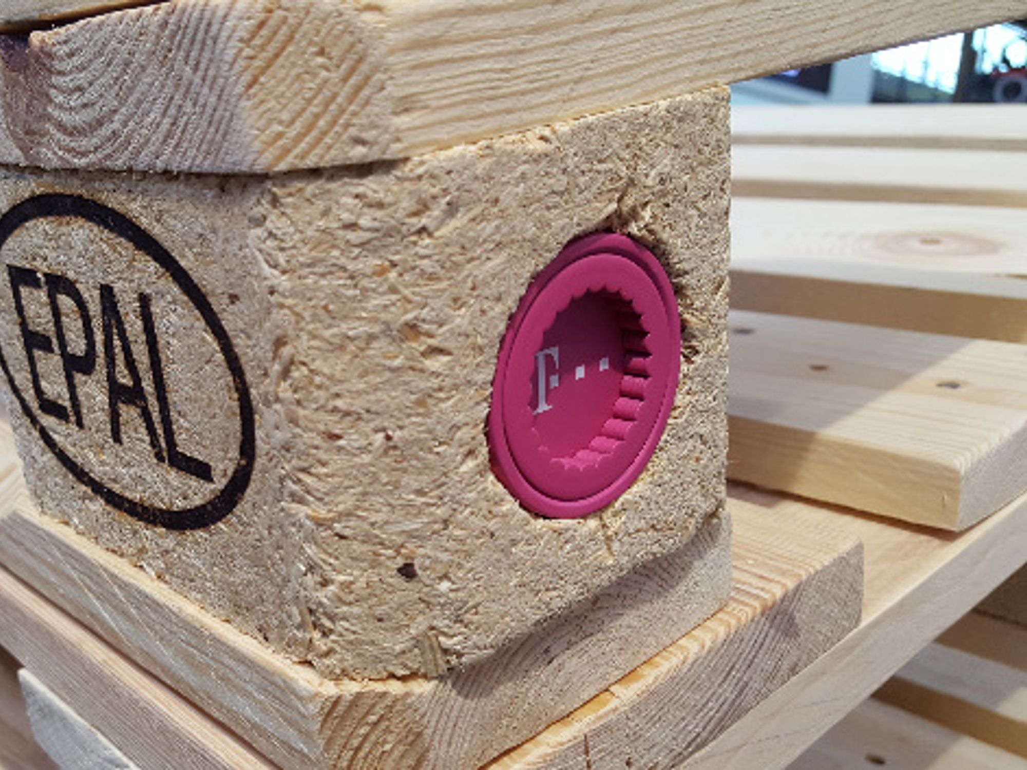 EPAL pallet IoT