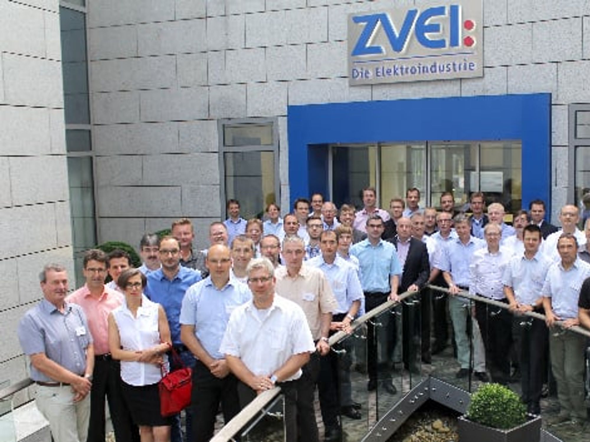 DC-INDUSTRIE research group visits the ZVEI